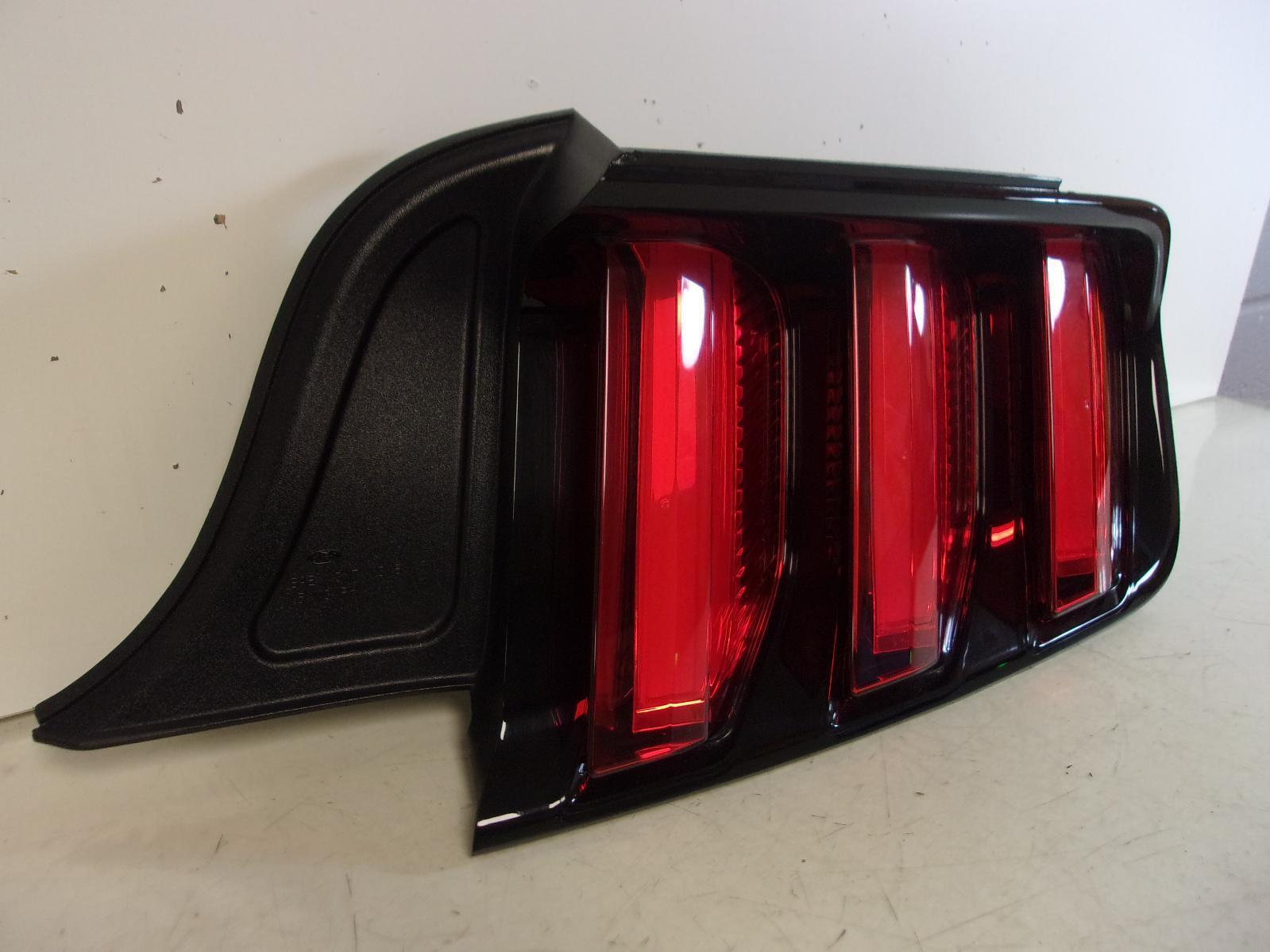 2015 2016 2017 2018 Ford Mustang Passenger RH LED Tail Light OEM