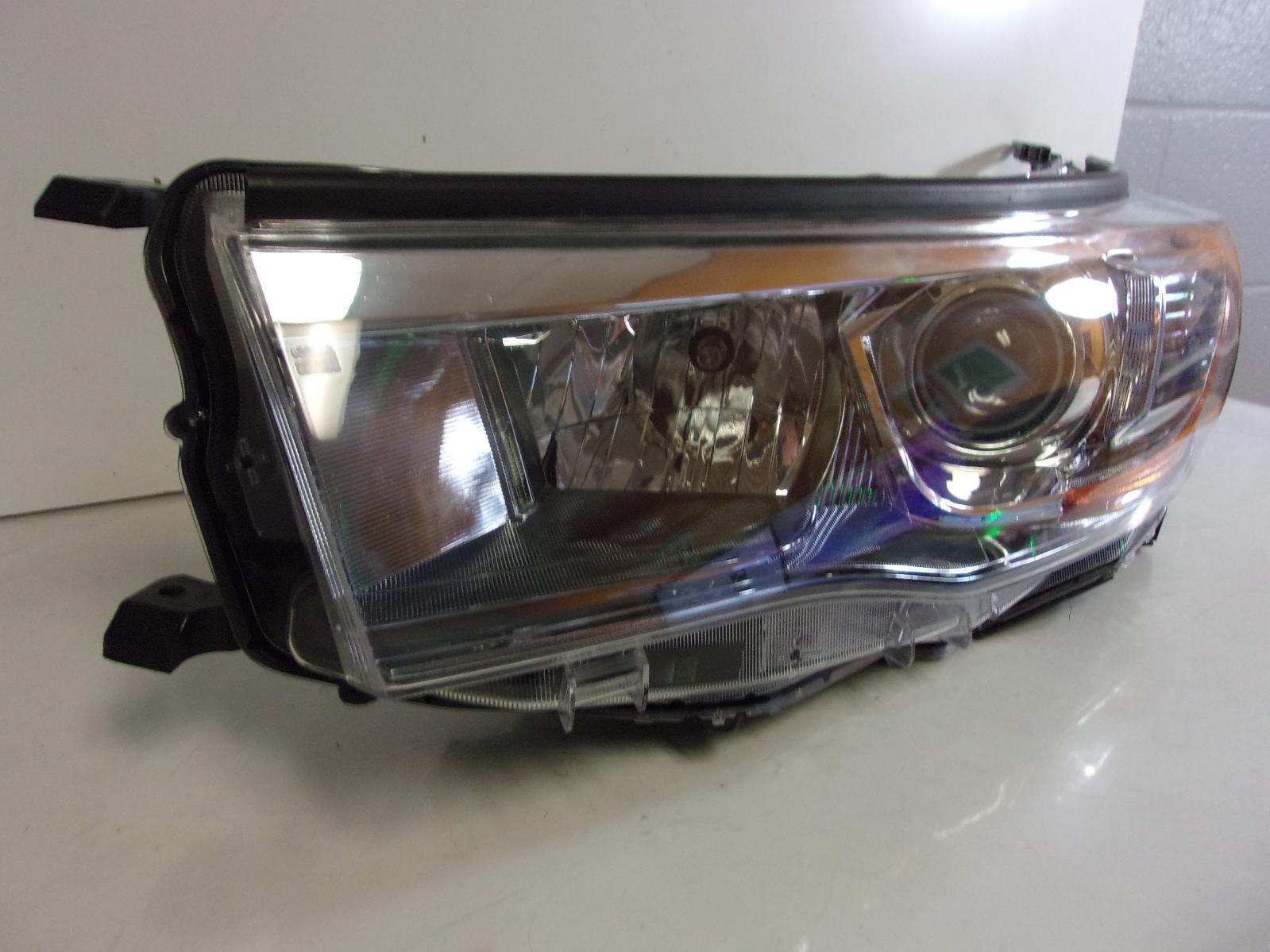 2014 2015 2016 Toyota Highlander Driver Lh Halogen Headlight W/ Smoked Trim OEM - 0