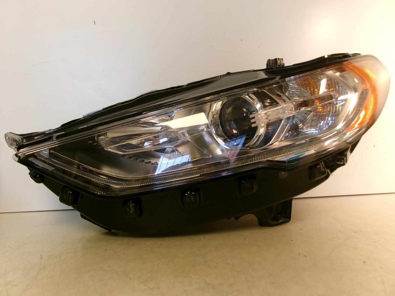 2017 2018 2019 2020 Ford Fusion Driver Lh Halogen Headlight W/ Led OEM