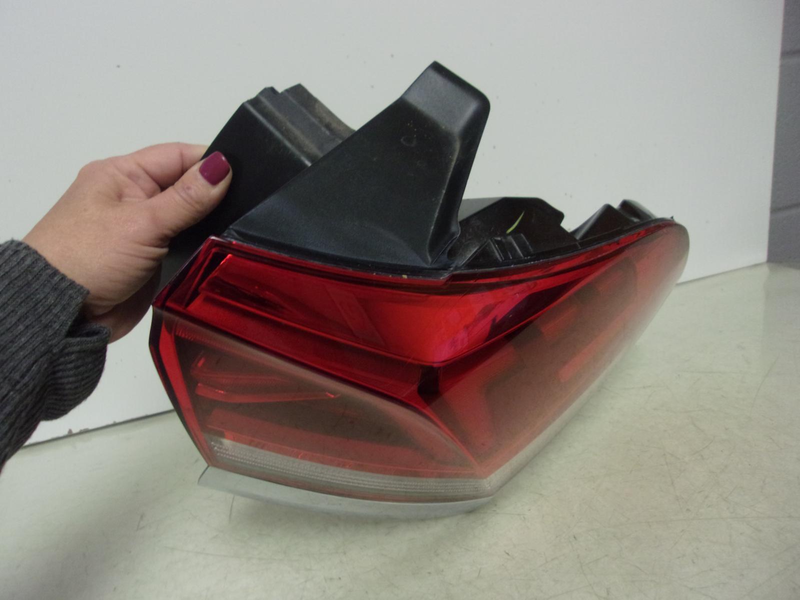 2020 - 2024 Volkswagen Atlas CrossSport Passenger RH LED Tail Light OEM