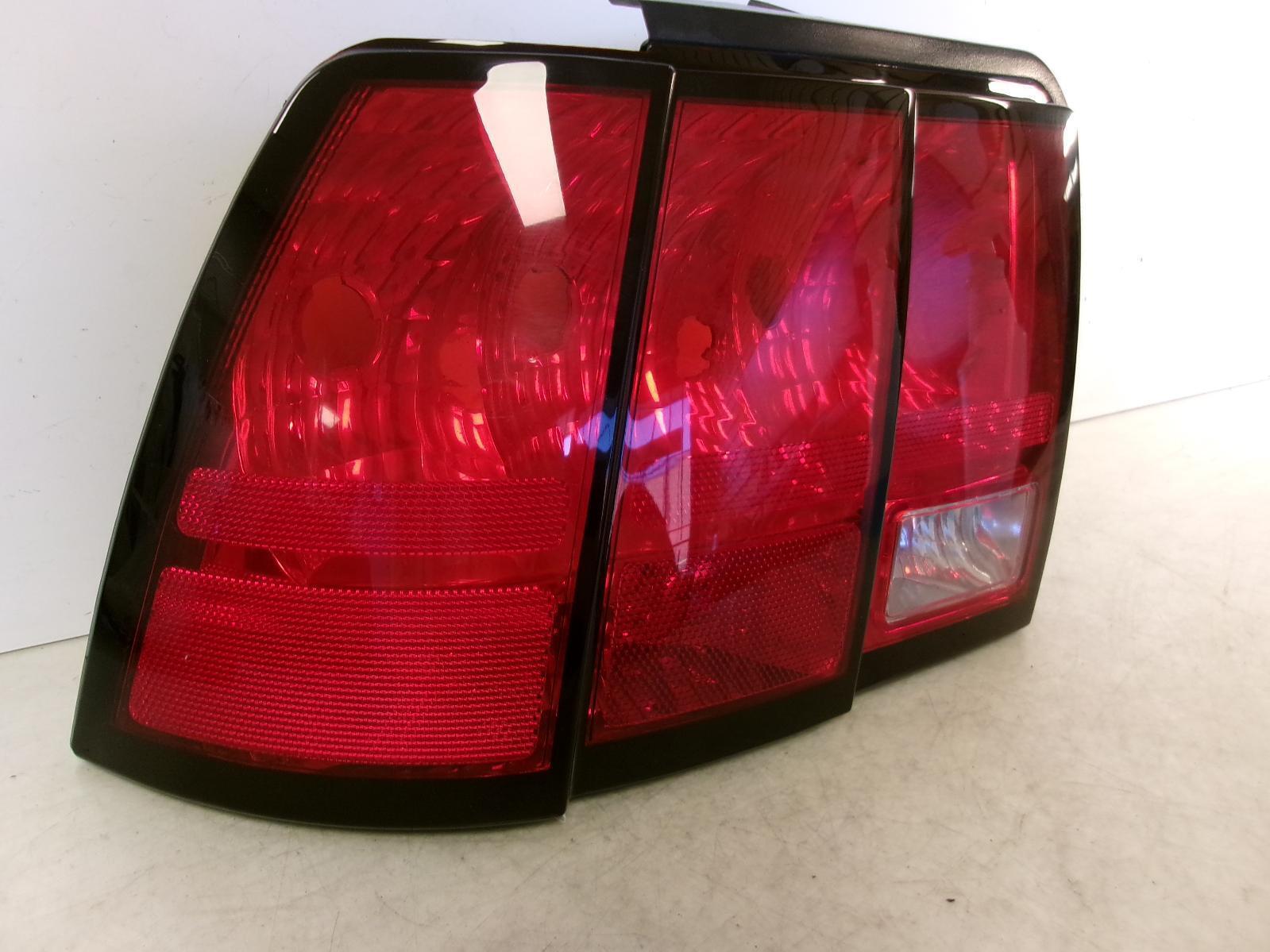 Fits 2002 2003 2004 Ford Mustang Driver Lh Outer Tail Light