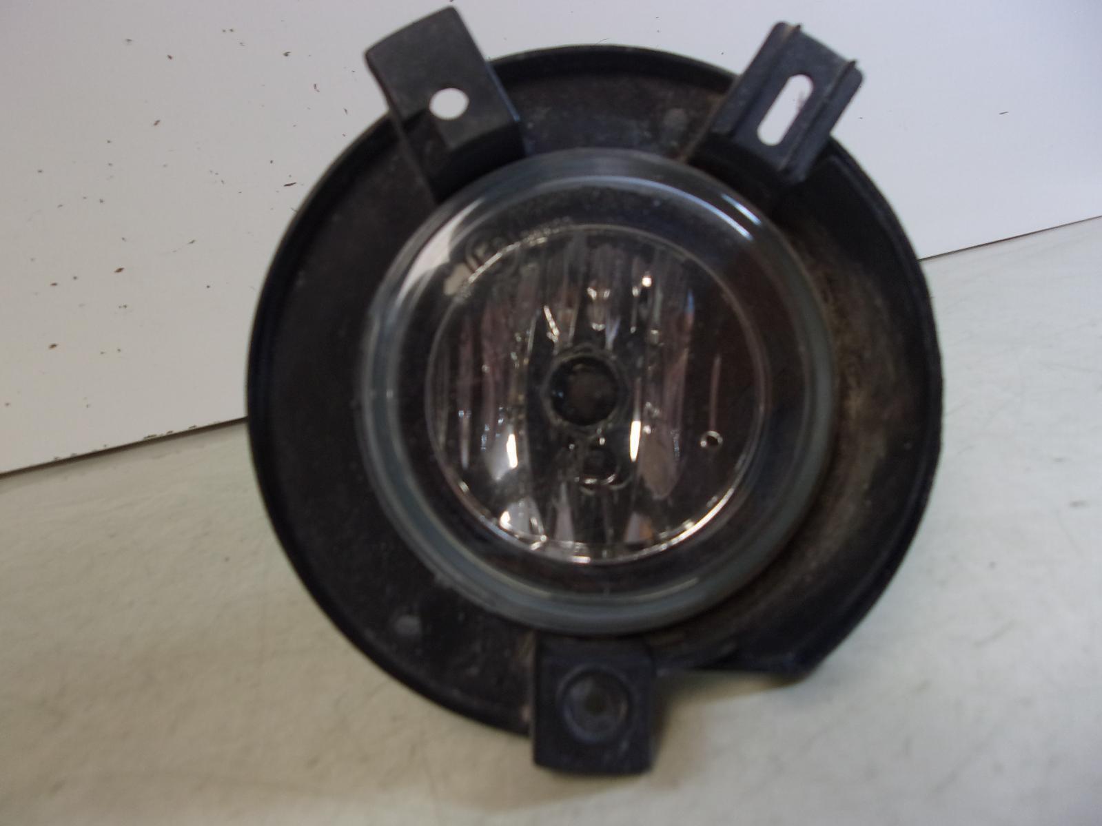 2002 2003 2004 2005 Ford Explorer Passenger RH Fog Light OEM