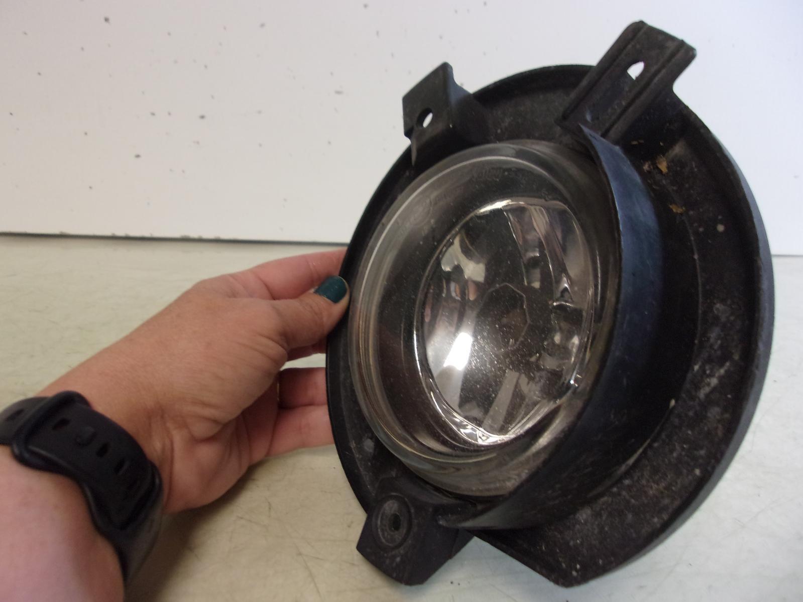 2002 2003 2004 2005 Ford Explorer Passenger RH Fog Light OEM