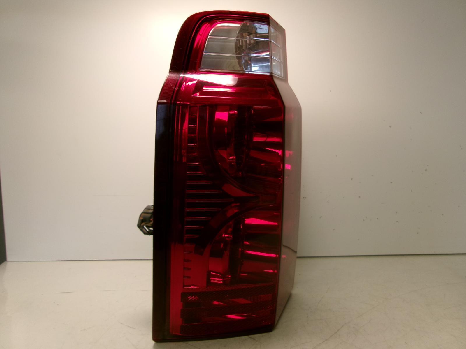 2006 2007 2008 2009 2010 Jeep Commander Driver Lh Outer Tail Light OEM