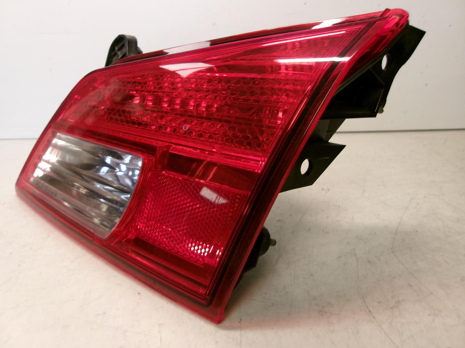 2010 2011 2012 2013 Subaru Legacy Outback Passenger Rh Inner Tail Light OEM