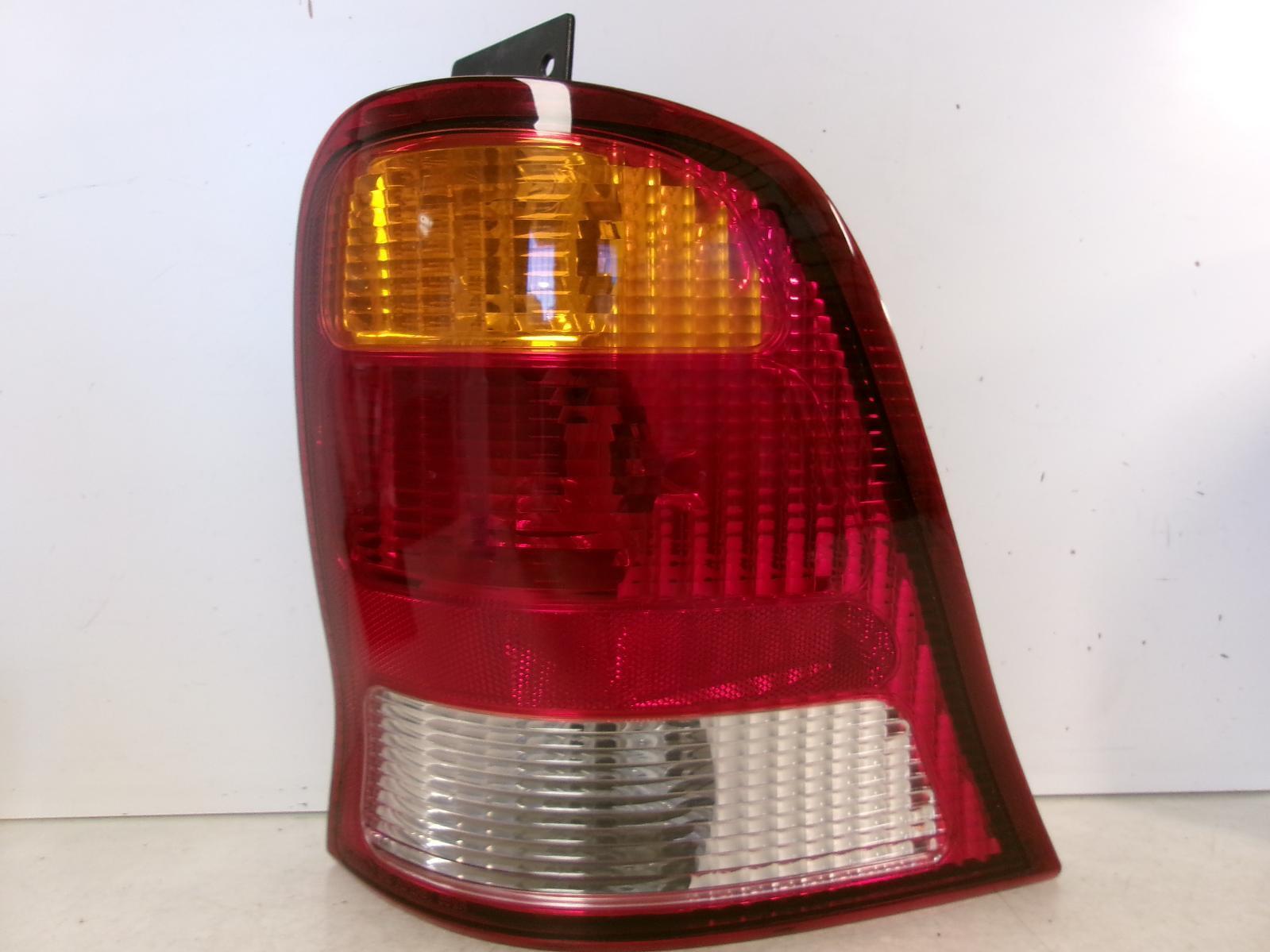 1999 - 2003 Ford Windstar Passenger Rh Outer Tail Light OEM