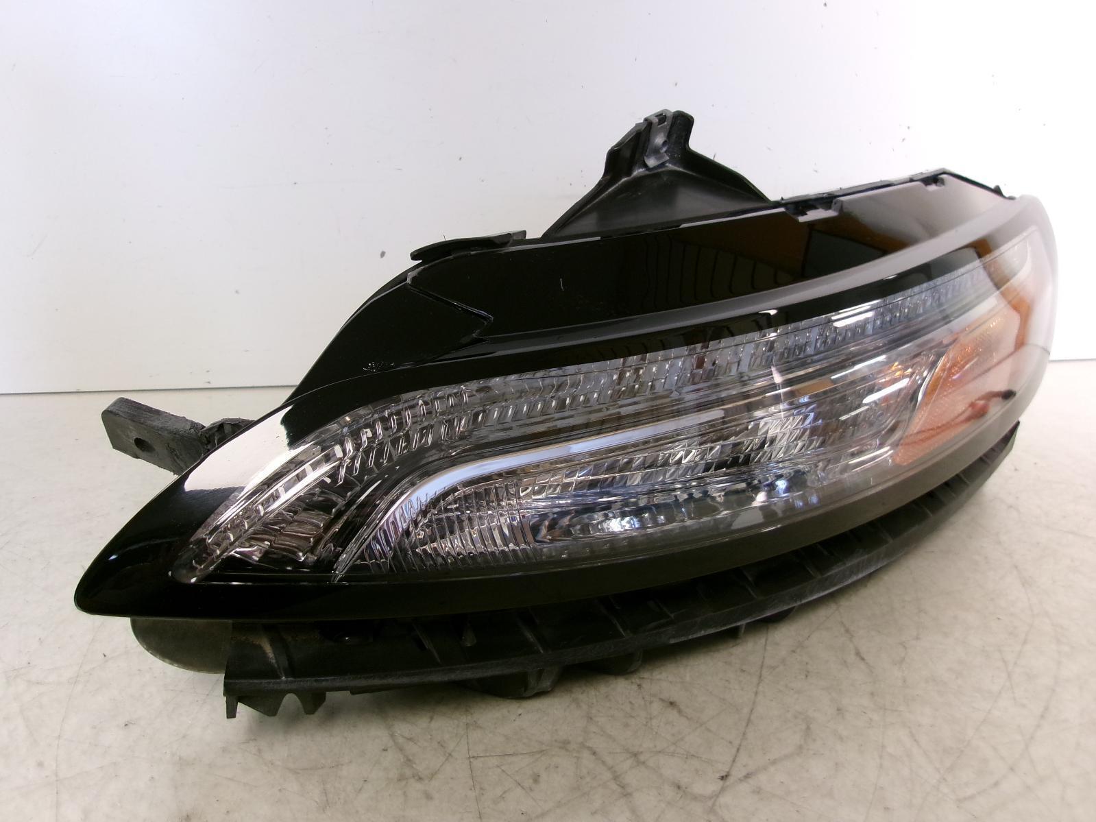 2014 2015 2016 2017 2018 Jeep Cherokee Upper Driver Lh DRL Led Signal Light OEM