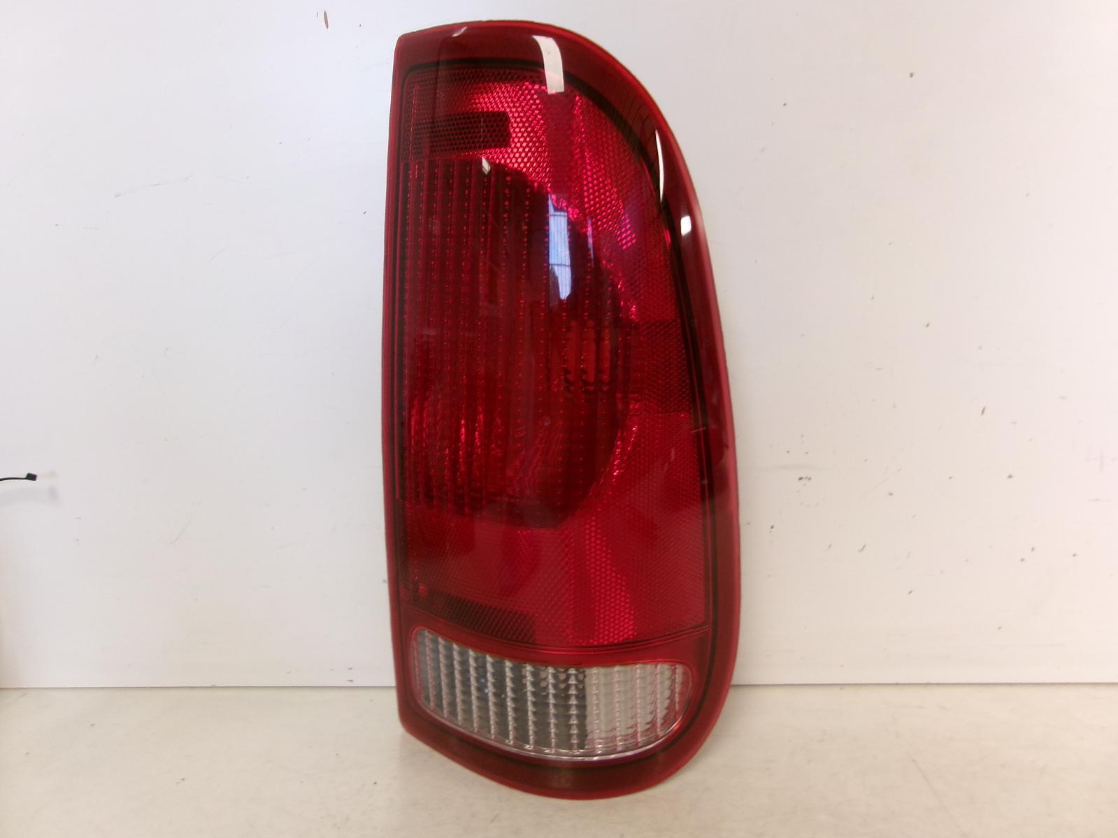 2001 2002 2003 Ford F150 Passenger Rh Outer Tail Light OEM