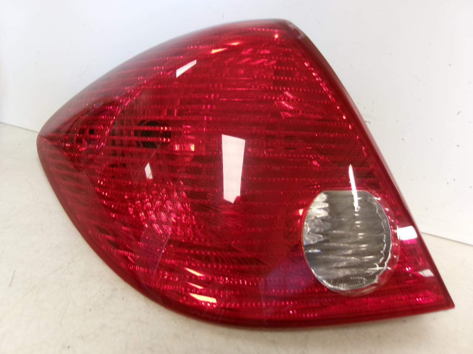 2006 2007 2008 2009  Pontiac G6 Sedan Driver Lh Outer Tail Light OEM