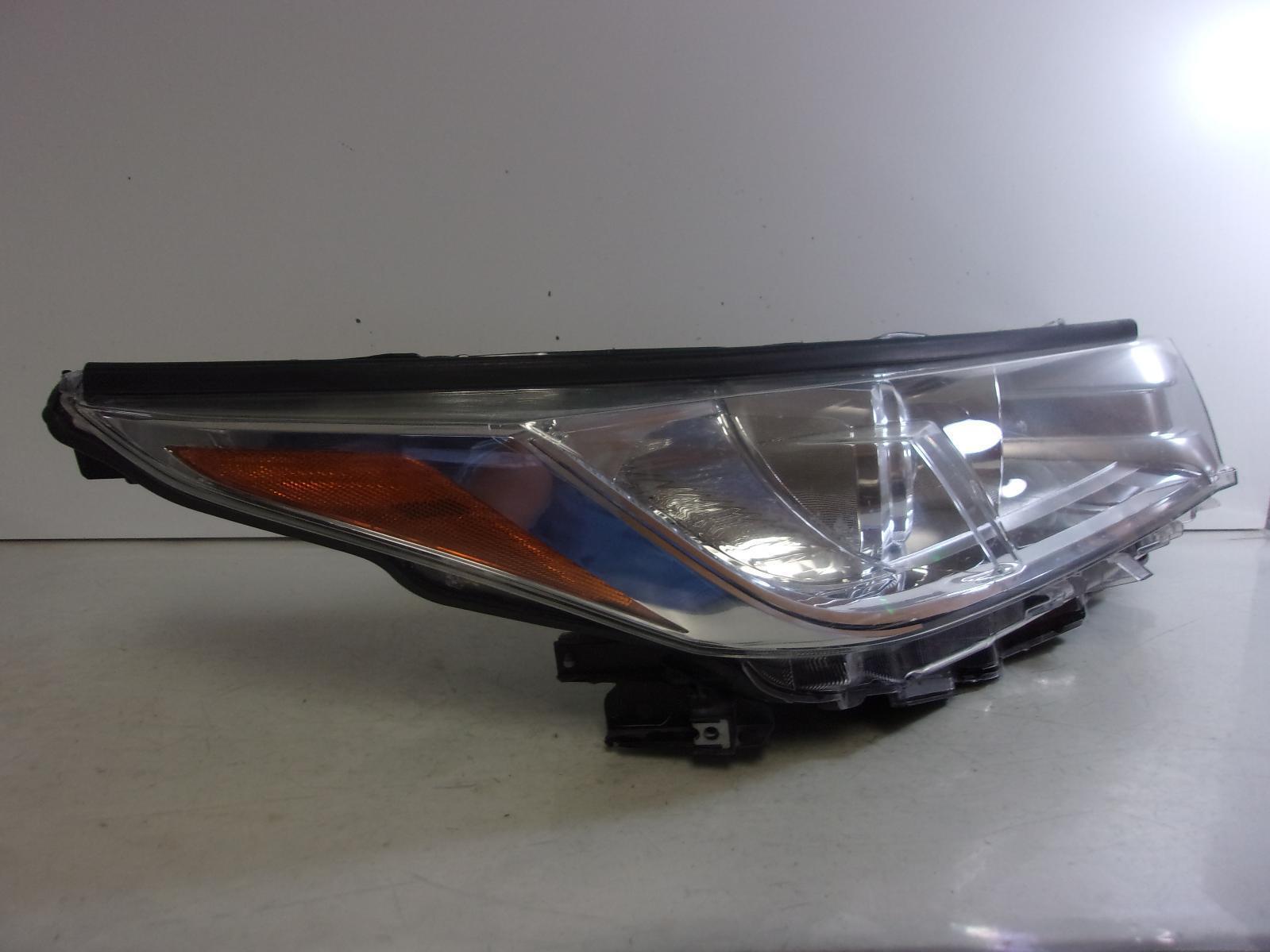 2017 2018 2019 Toyota Highlander Passenger Rh Halogen Headlight OEM - 0