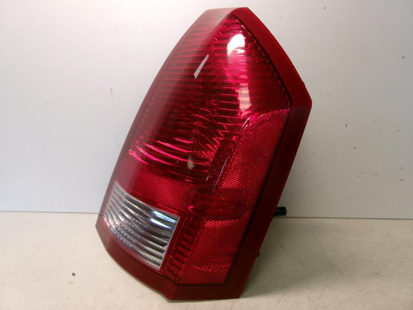 2005 2006 2007 Chrysler 300 Passenger Rh Outer Quarter Panel Tail Light OEM