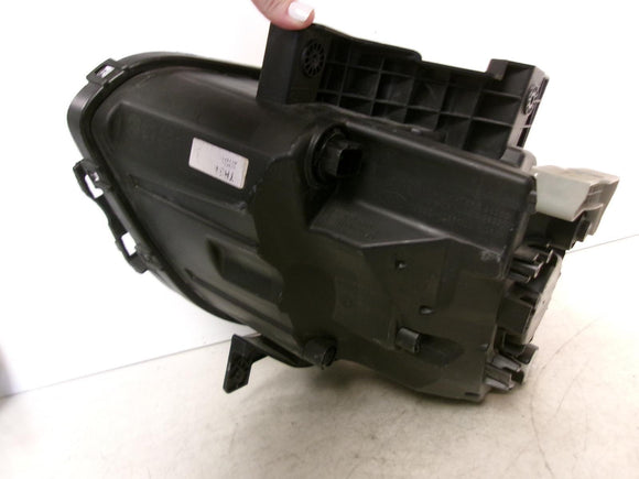 2020 2021 2022 Kia Soul Passenger Rh Reflector Halogen Headlight OEM