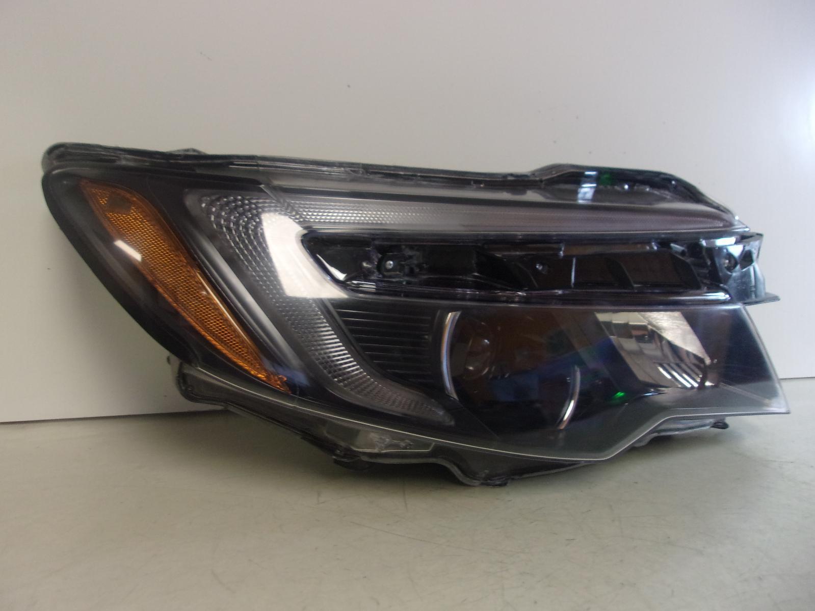 2016-2018 Honda Pilot / 2017-2020 Ridgeline Passenger Rh Halogen Headlight OEM - 0