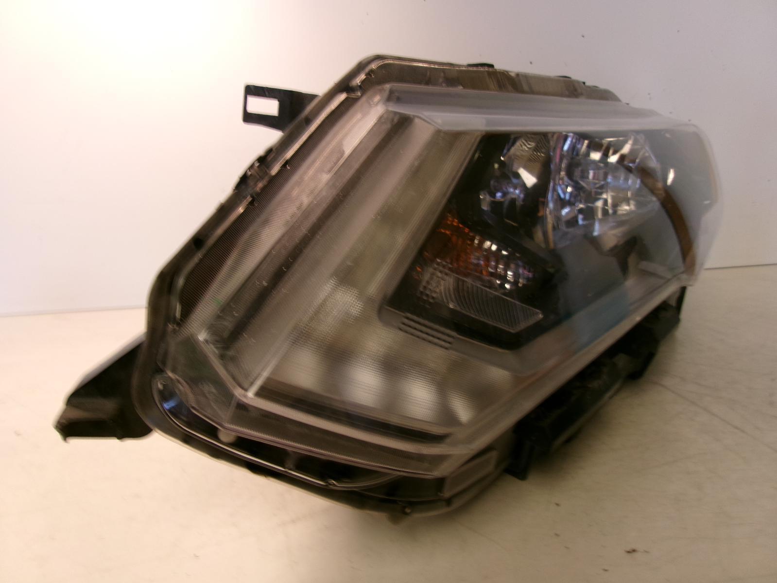 Fits 2018 2019 2020 Nissan Rogue Driver Lh Halogen Headlight