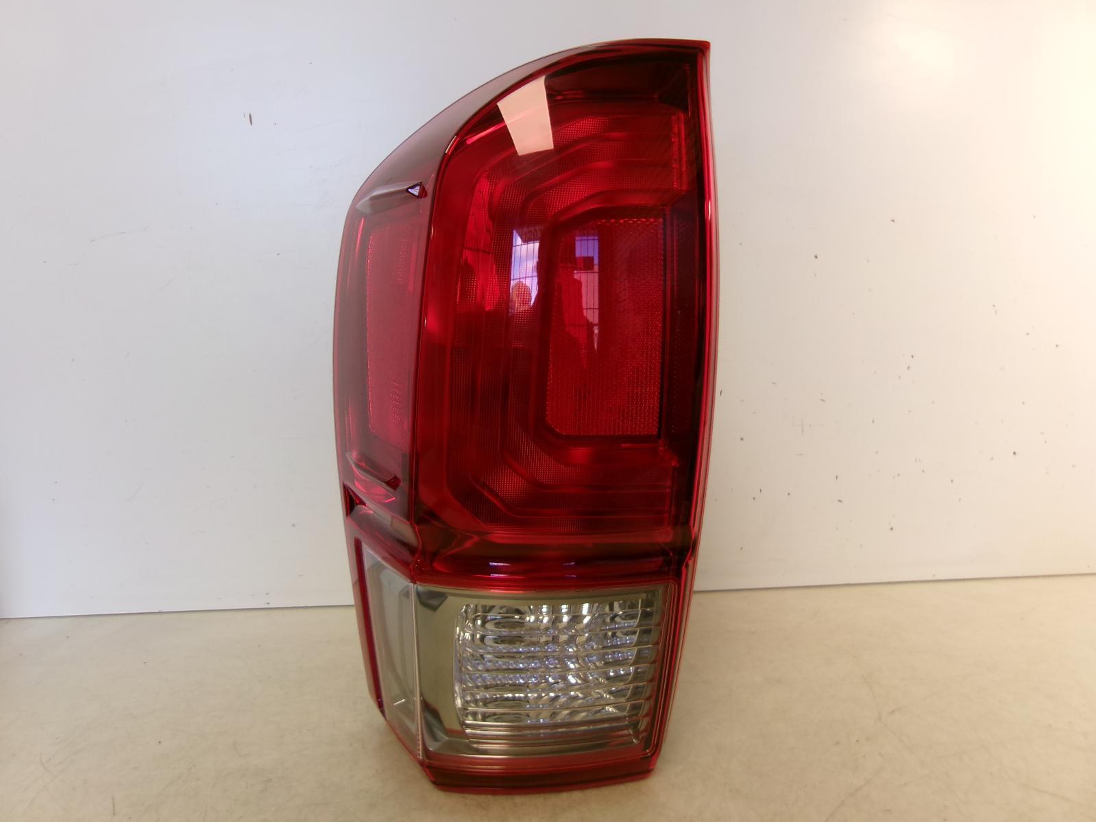 2016 2017 Toyota Tacoma Driver Lh Incandescent Outer Tail Light OEM - 0