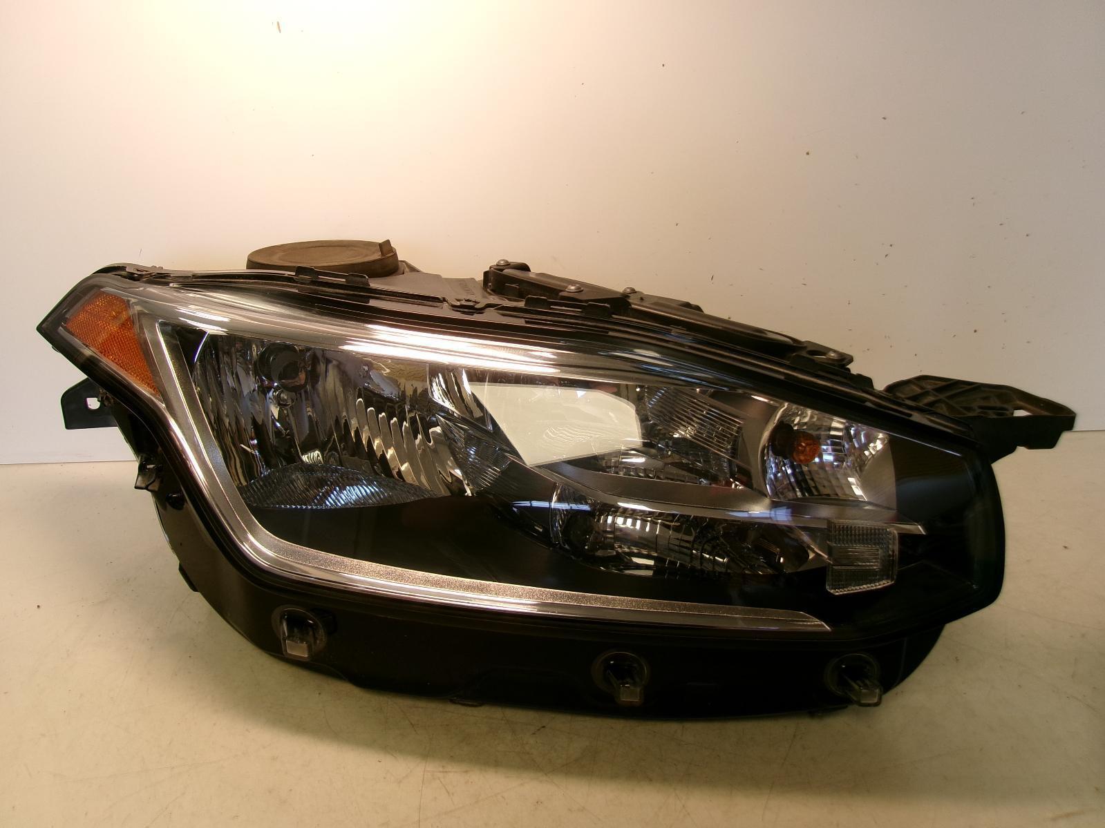 2016 Volvo Xc90 Passenger Rh Halogen Headlight OEM