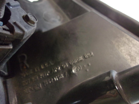 1998-2004 Chevrolet S10 Blazer / Sonoma Passenger RH Headlight OEM