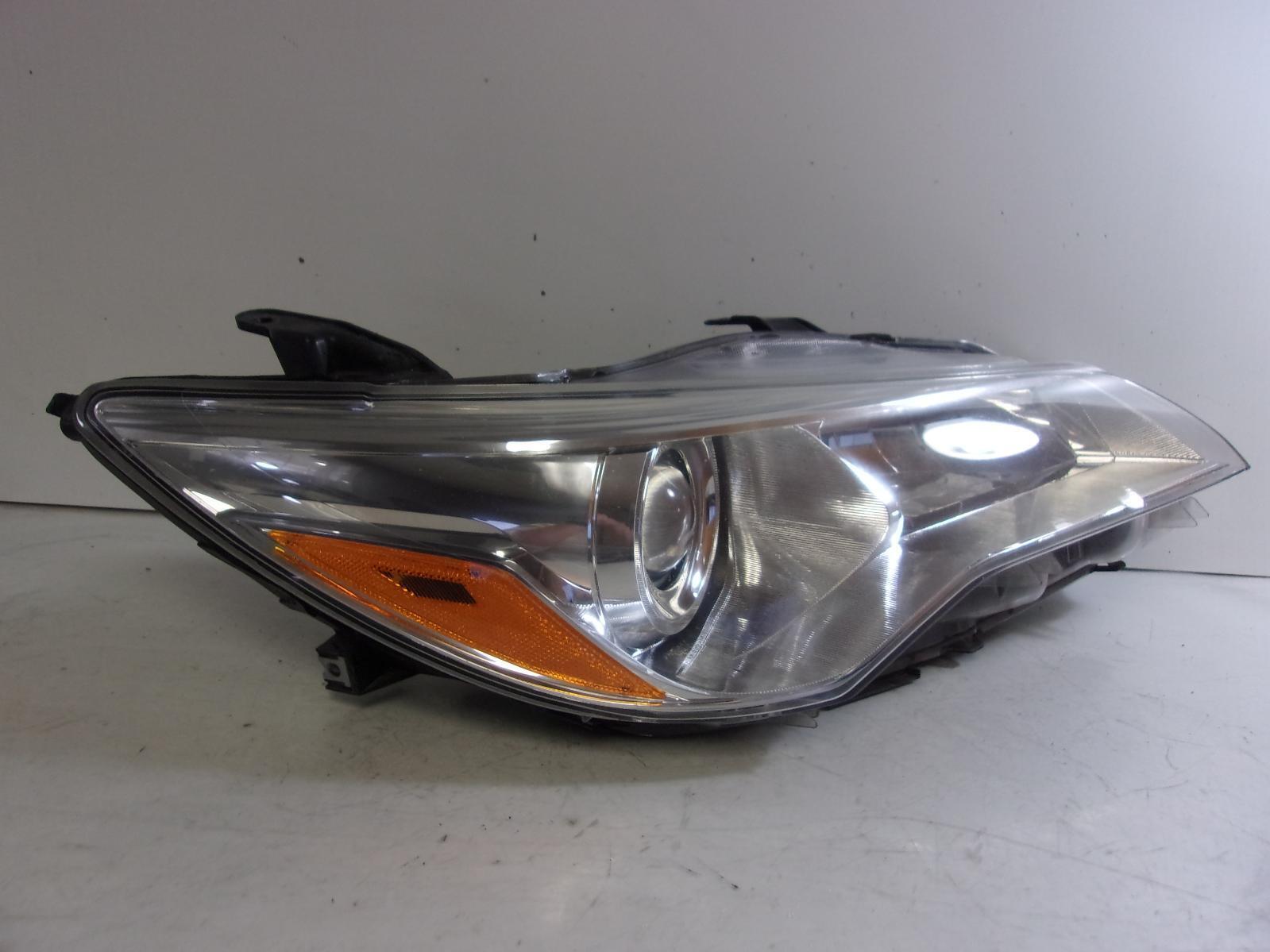 2015 2016 2017 Toyota Camry Passenger Rh Halogen Headlight OEM - 0