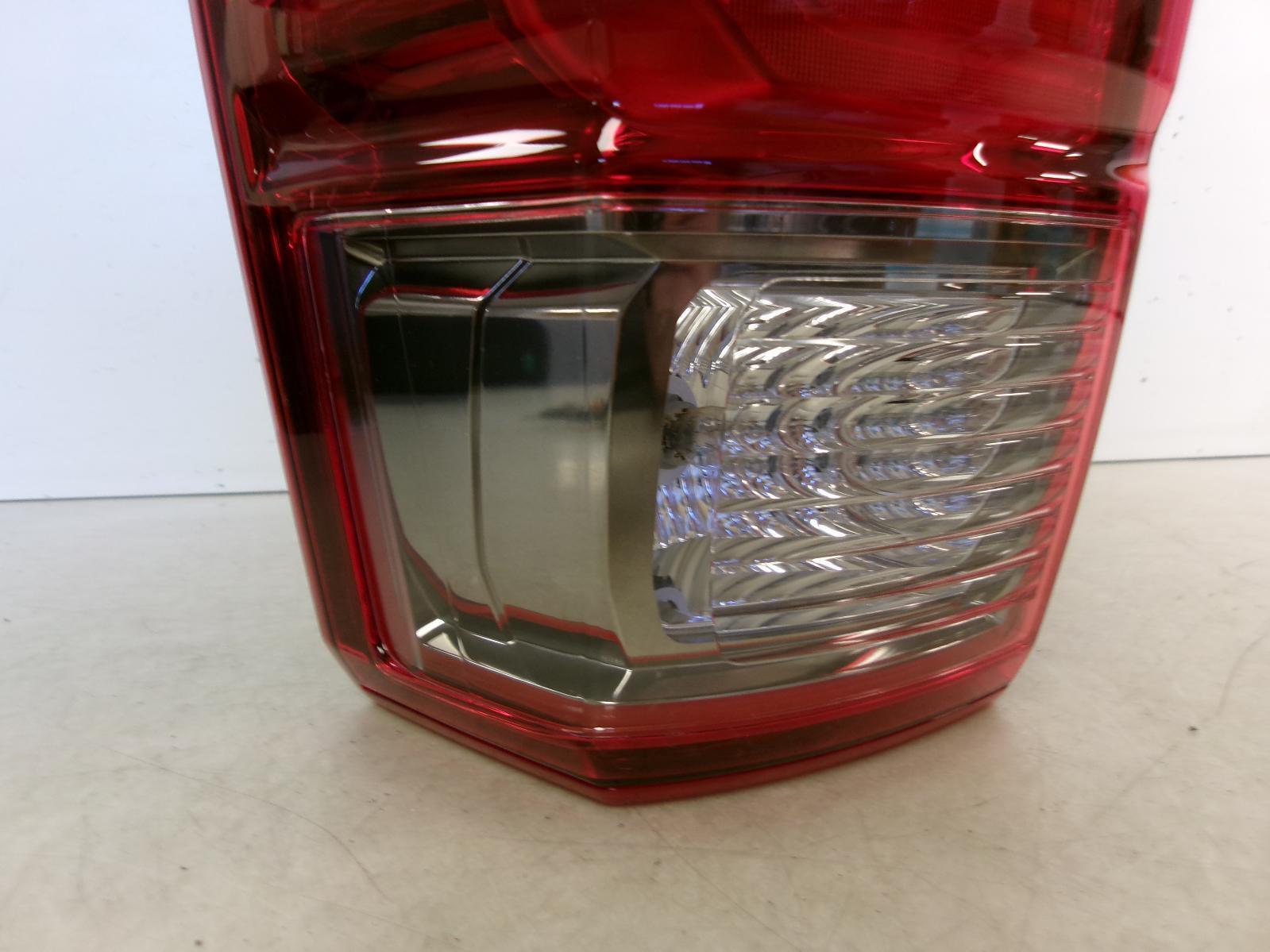 2016 2017 Toyota Tacoma Driver Lh Incandescent Outer Tail Light OEM