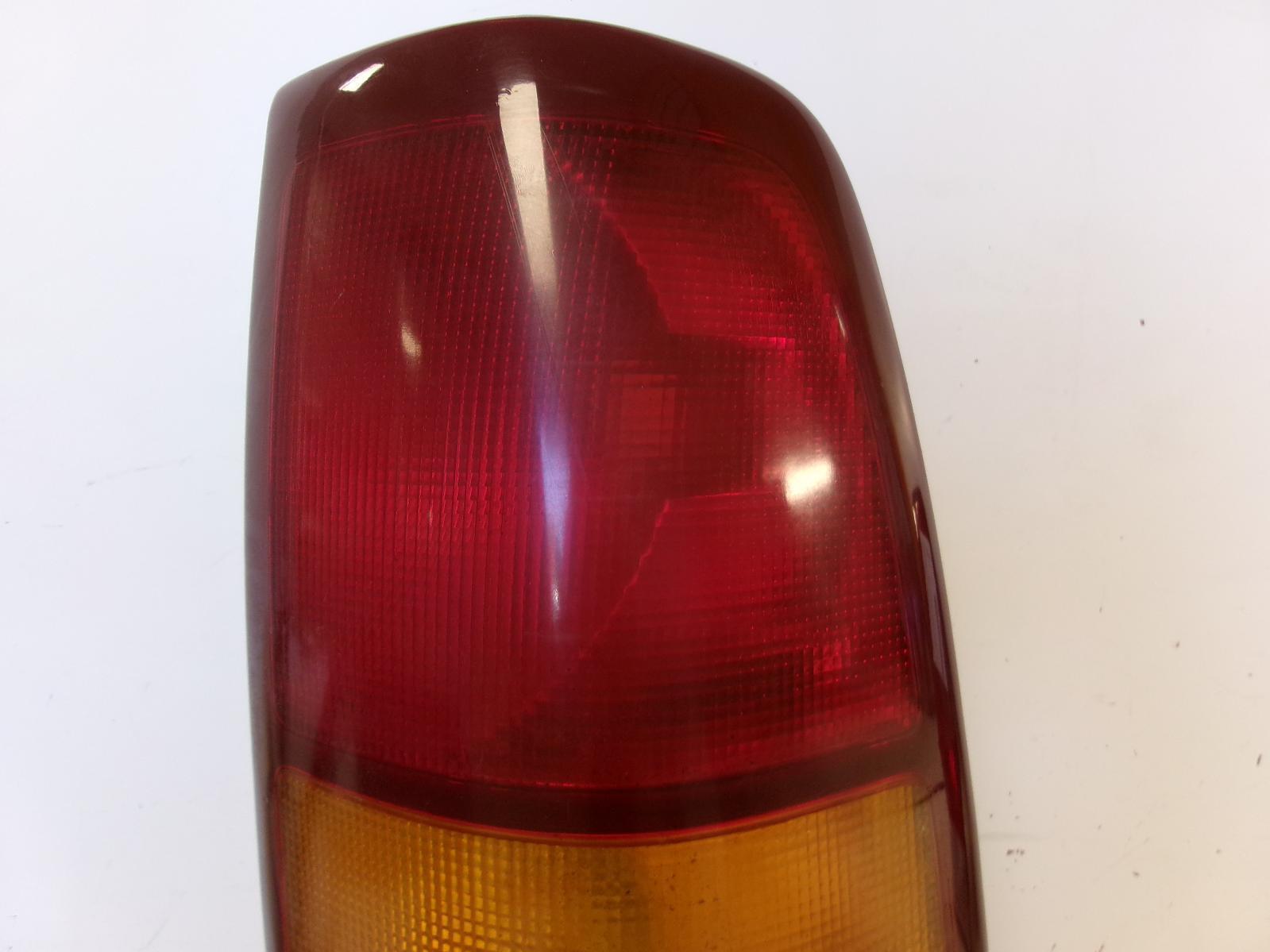 1999 2000 2001 2002 Chevrolet Silverado 1500 Fleetside Outer Tail Light OEM