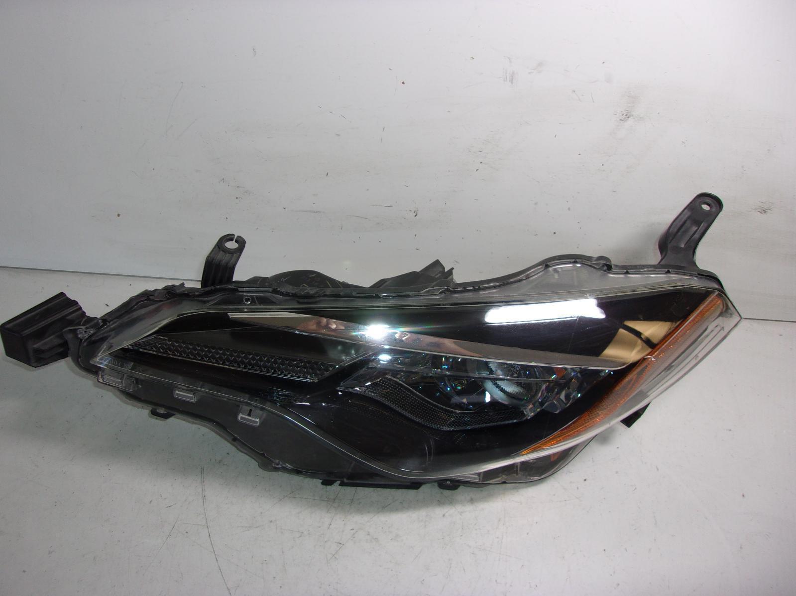 2017 2018 2019 Toyota Corolla Lh Driver Headlight OEM D21L