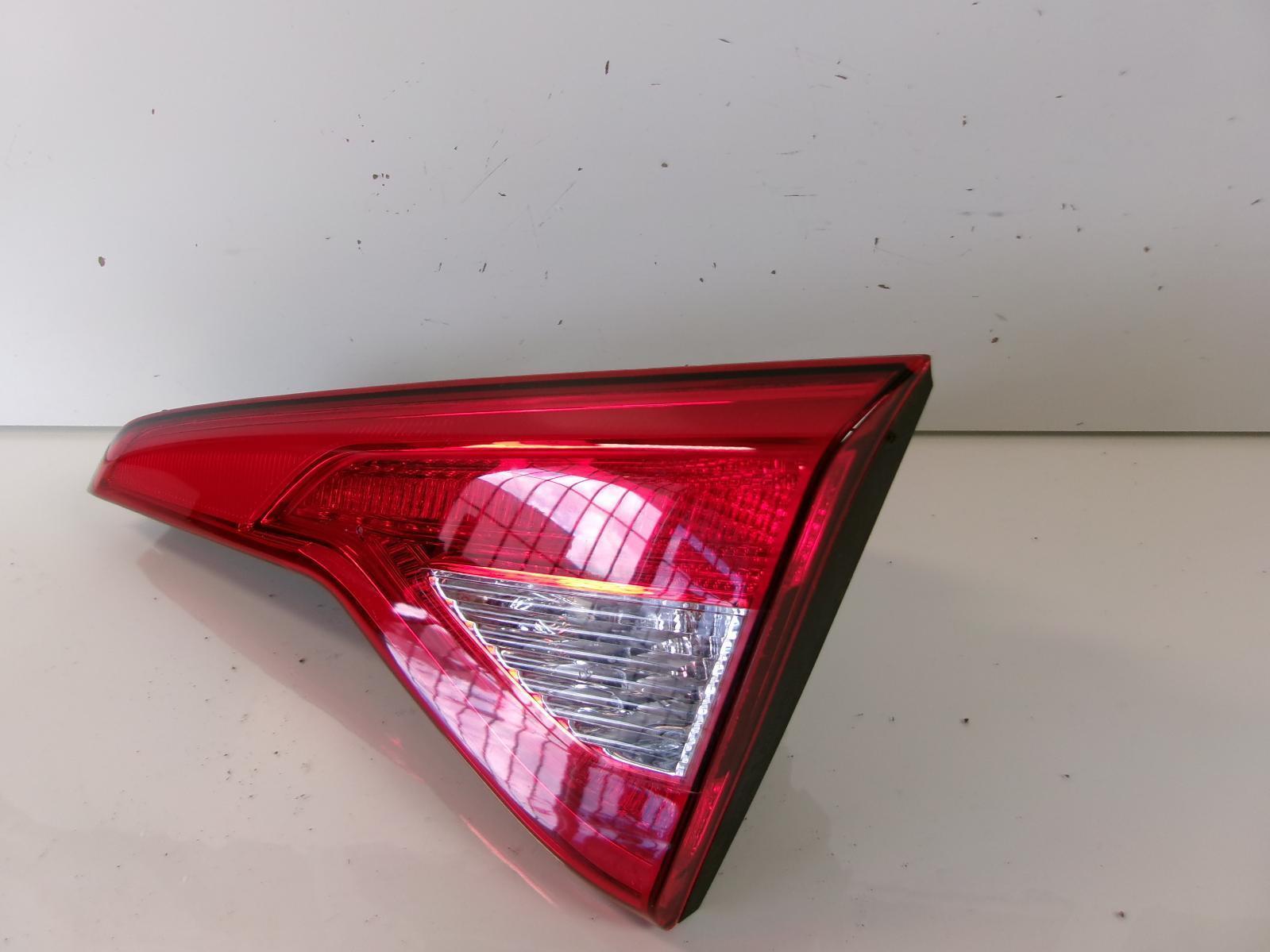 2015 2016 2017 Hyundai Sonata Passenger Rh Lid Inner Incandescent Tail Light OEM - 0