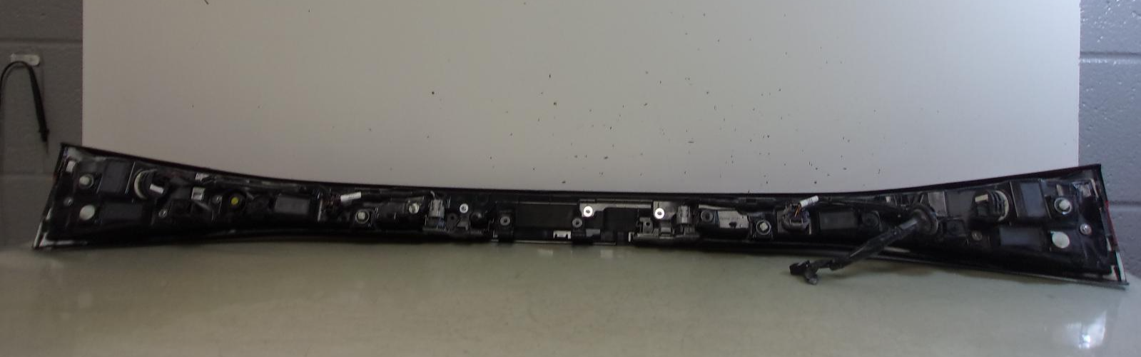 2023 - 2024 Lexus RX350 / RX350h / RX450h+ / RX500h Rear Center Tail Light OEM