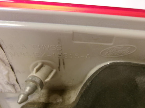 2013 2014 2015 2016 Ford Escape Passenger Rh Inner Lift Gate Tail Light OEM