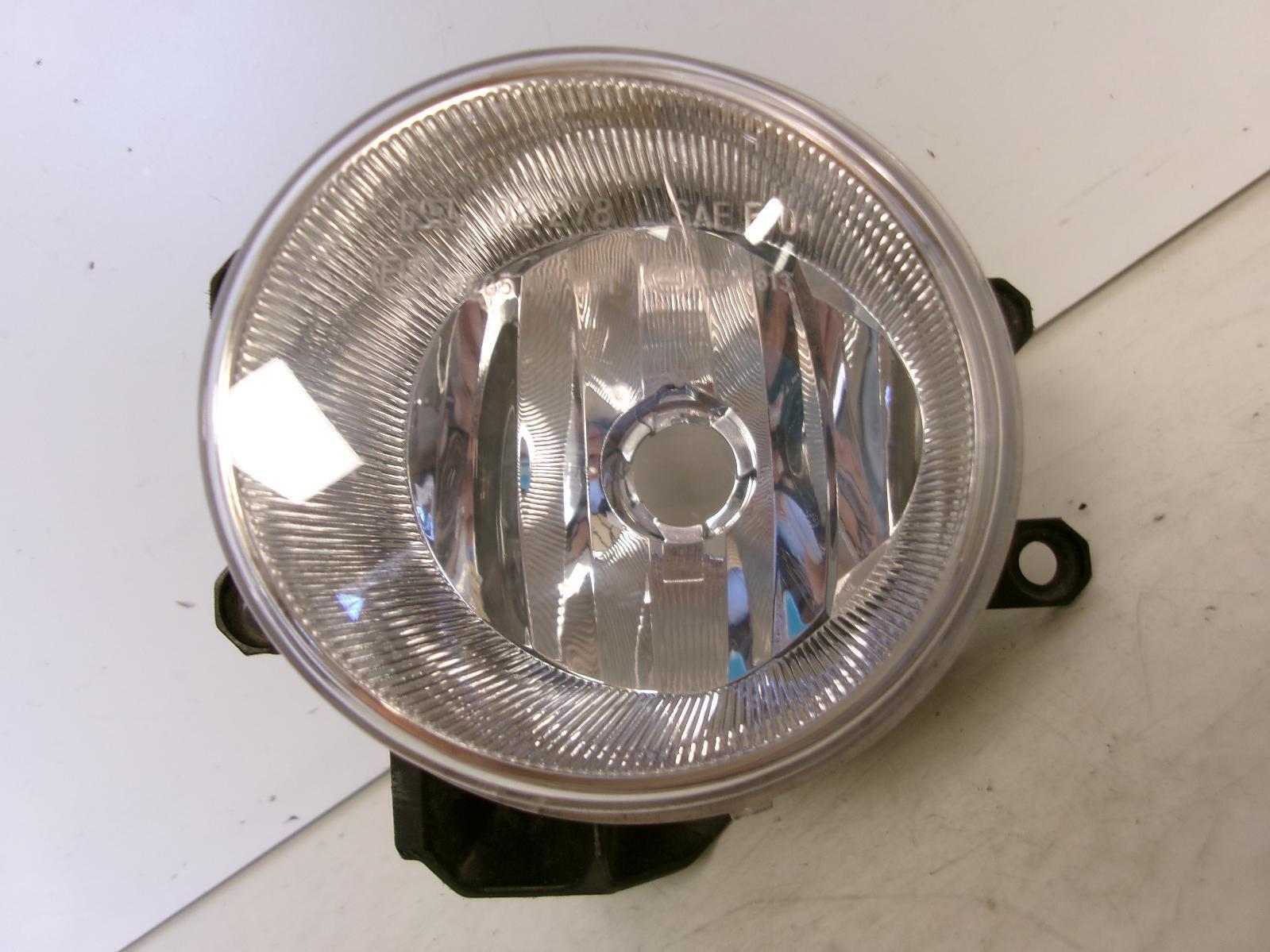 2014 2015 2016 Toyota Corolla Driver Lh Halogen Fog Light OEM