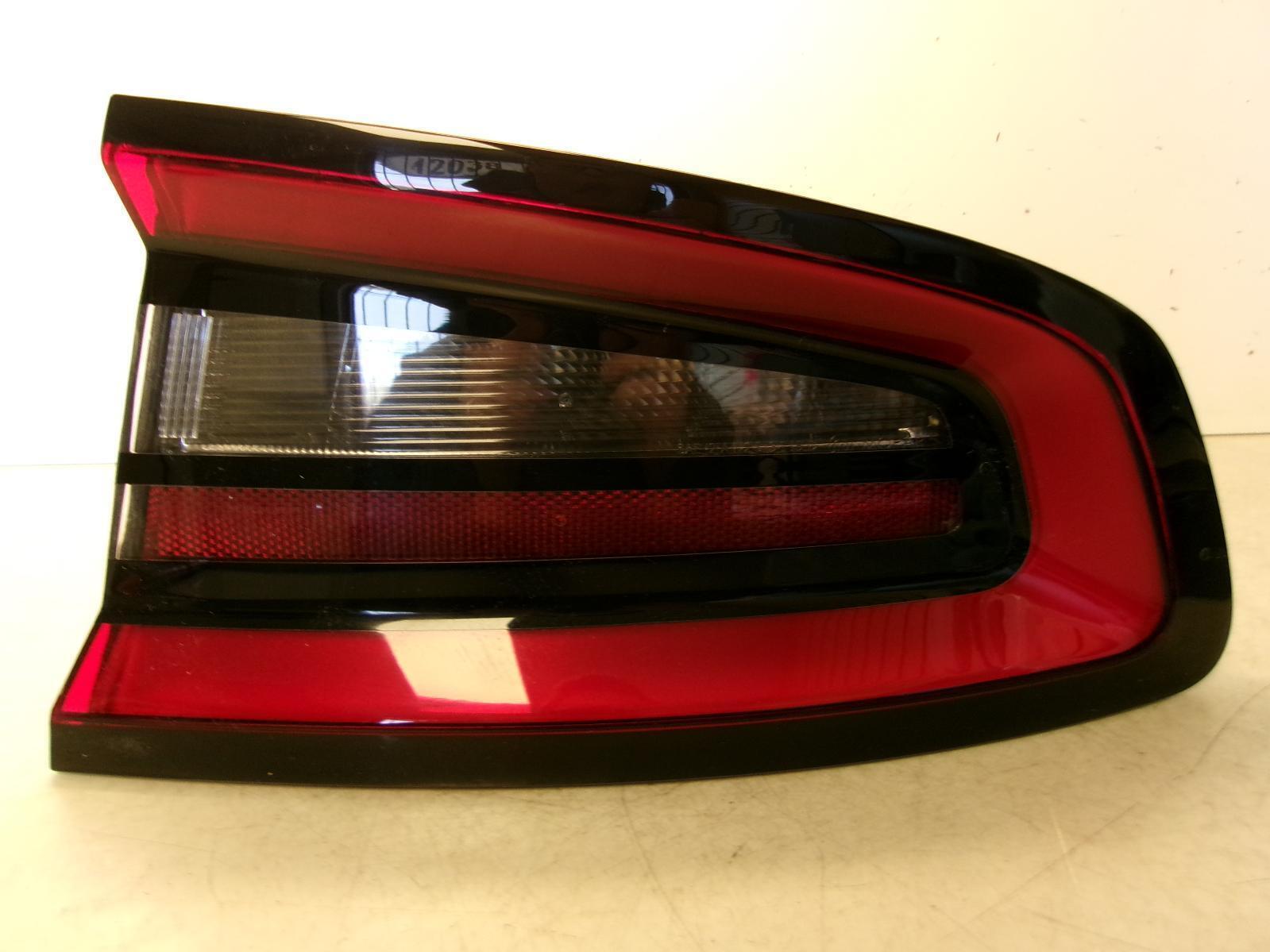 2015 - 2023 Dodge Charger Passenger Rh Outer Quarter Panel Tail Light OEM