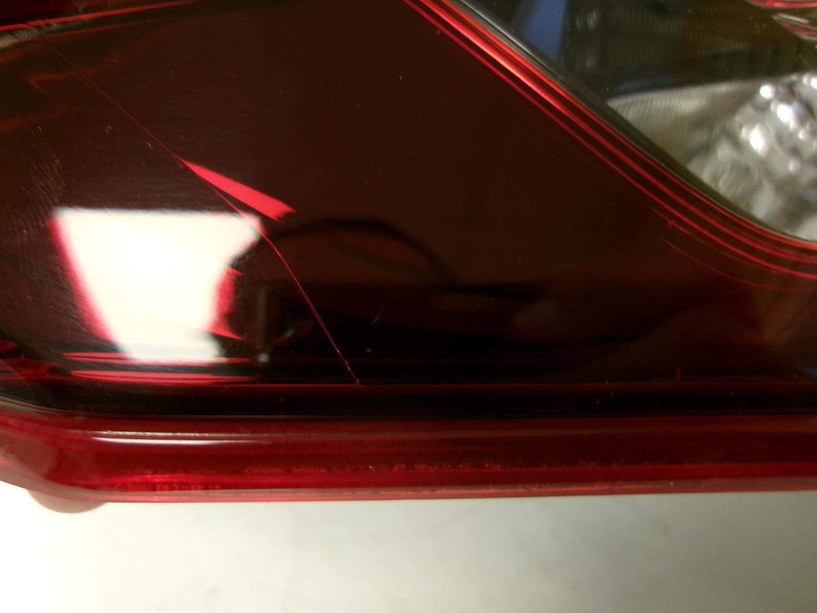 2014 Mazda 3 Passenger Rh Inner Incandescent Lid Tail Light OEM