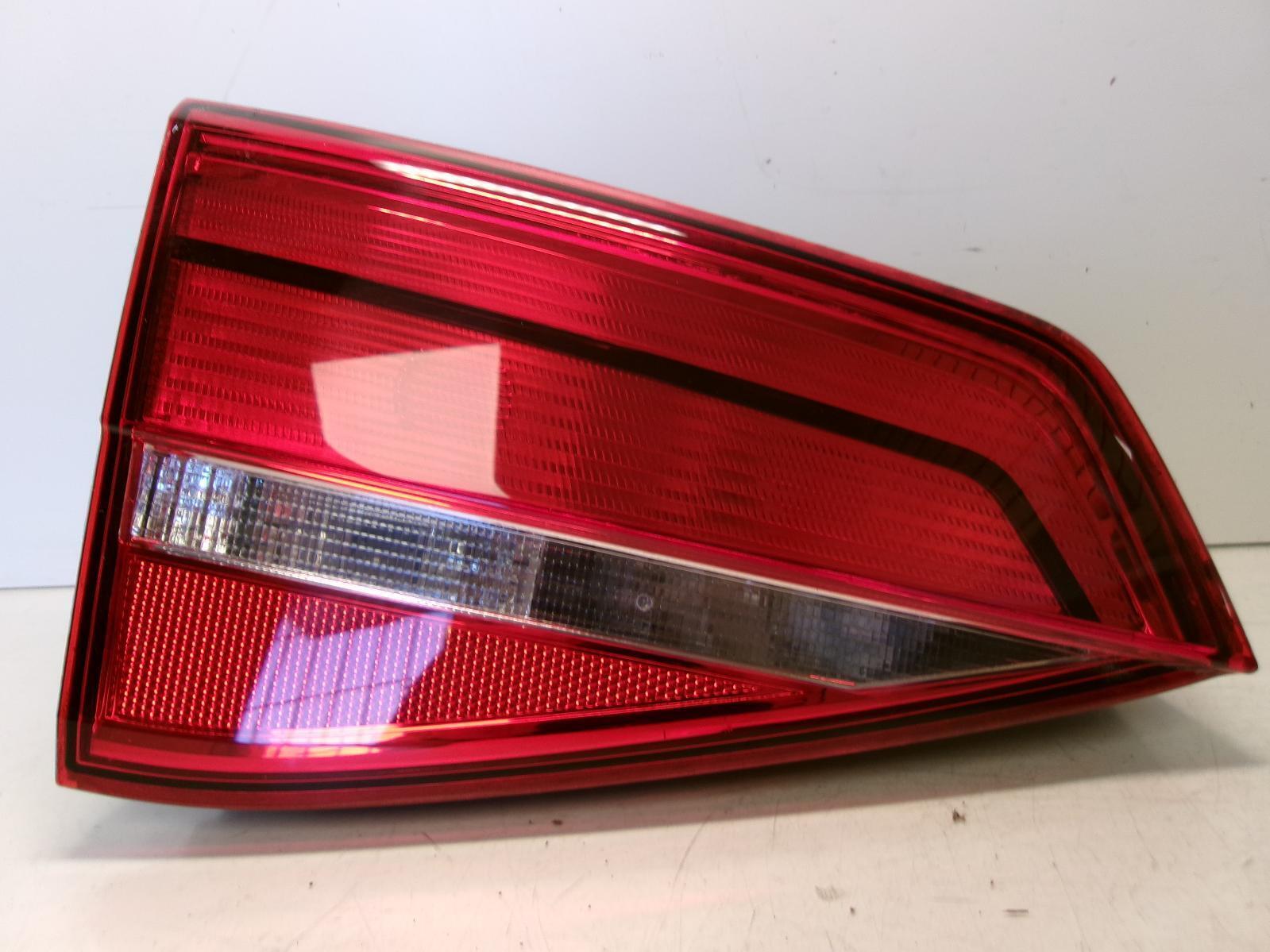 2015 2016 Volkswagen Jetta Sedan Driver Lh Inner Incandescent Tail Light OEM