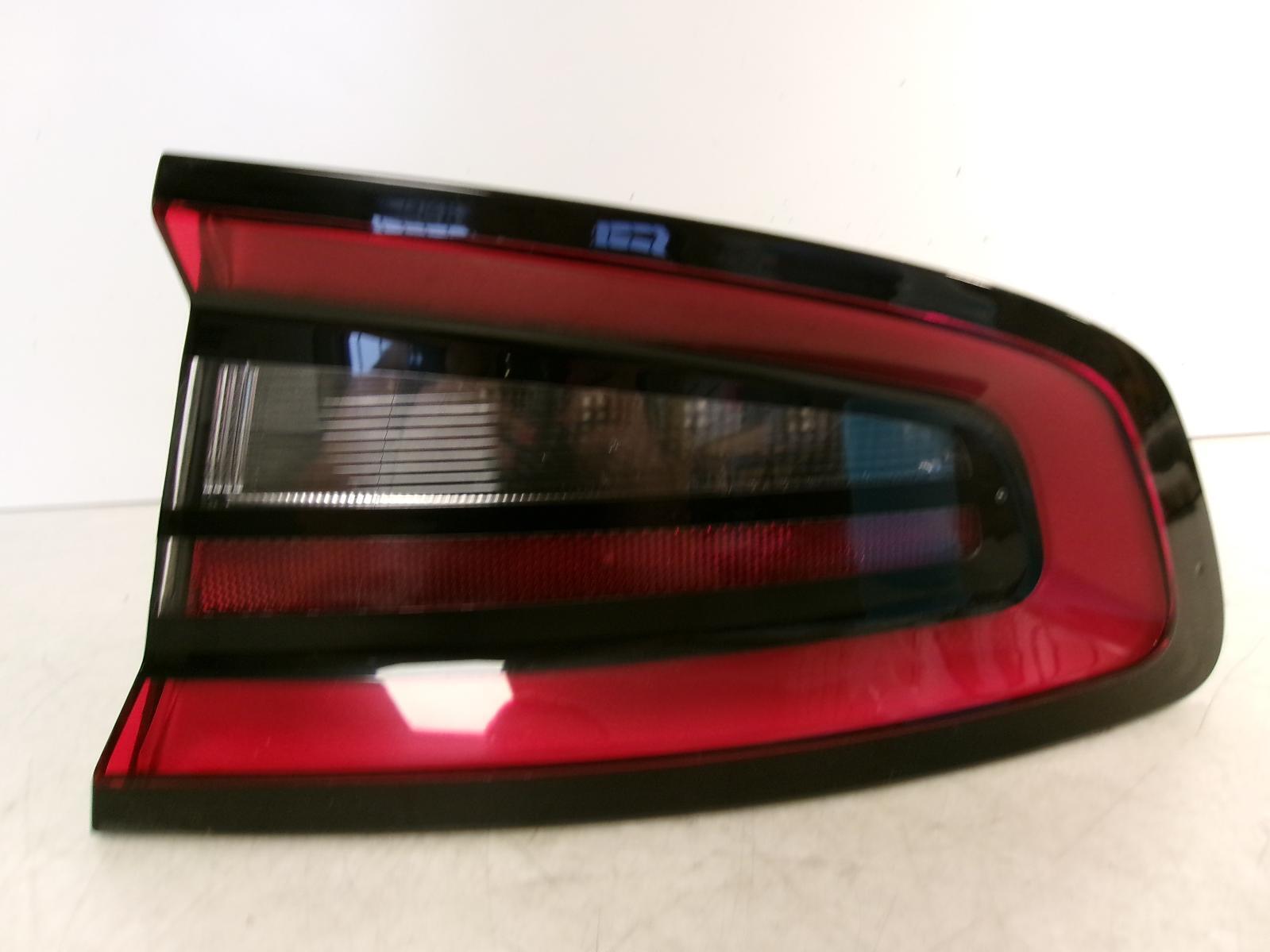 2015 - 2023 Dodge Charger Passenger Rh Outer Quarter Panel Led Tail Light OEM