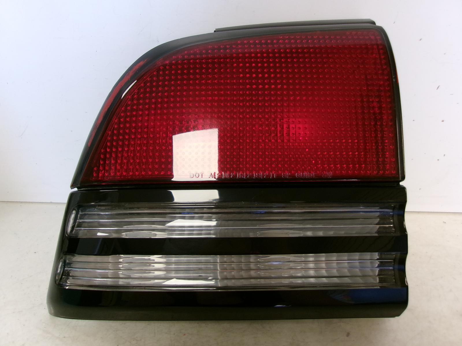 1992 1993 1994 1995 1996 Oldsmobile Cutlass Driver Lh Outer Tail Light OEM