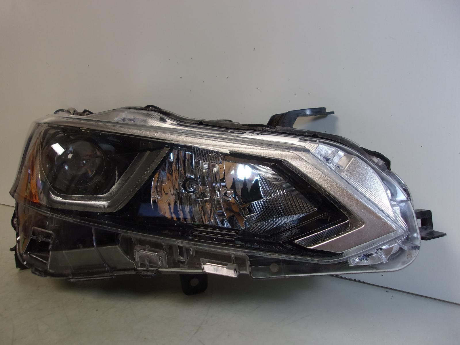 2019 2020 2021 Nissan Altima Passenger Rh Halogen Headlight OEM