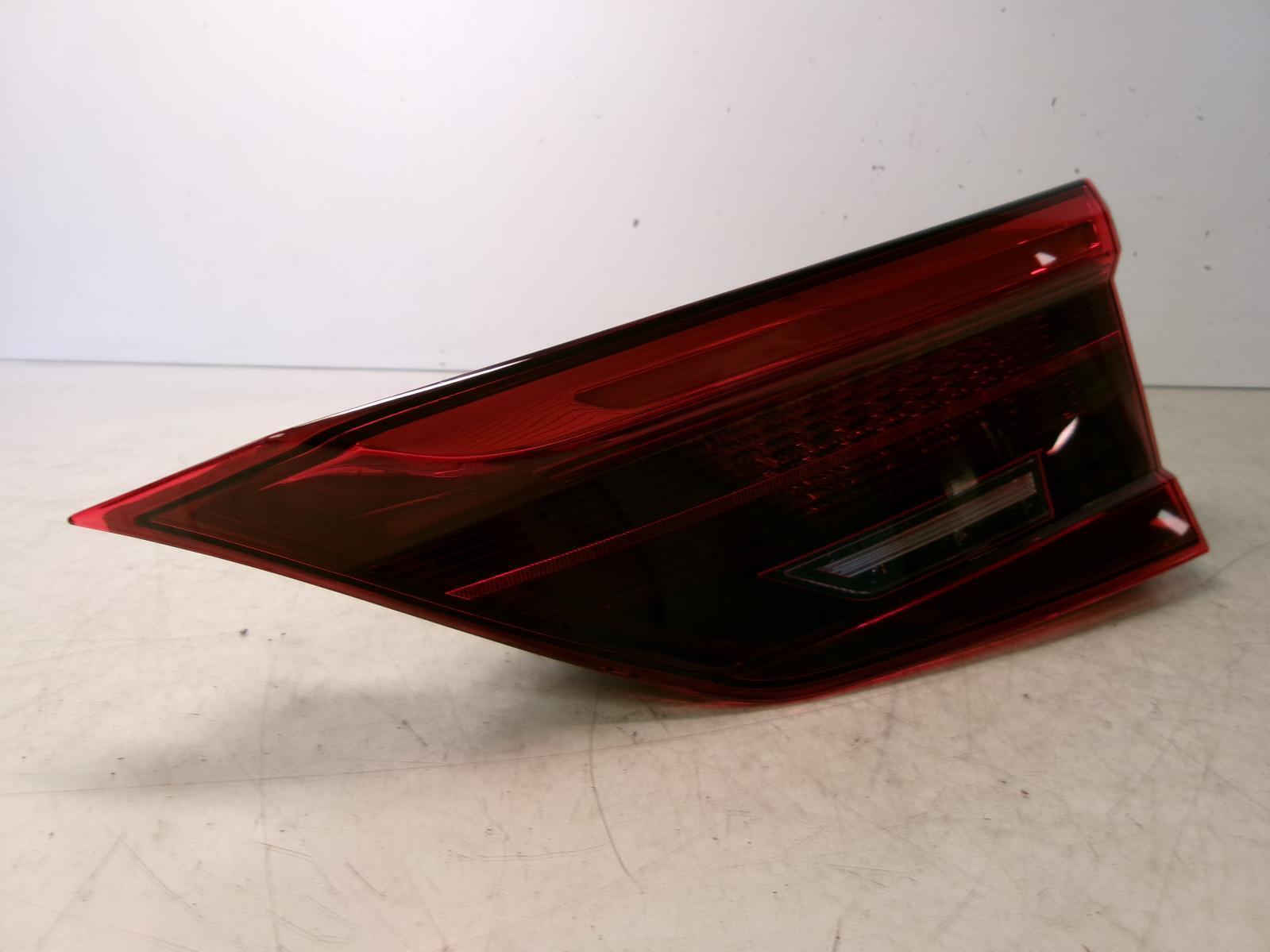 2018 - 2022 Infiniti Qx50 Passenger Rh Lid Inner Led Tail Light OEM