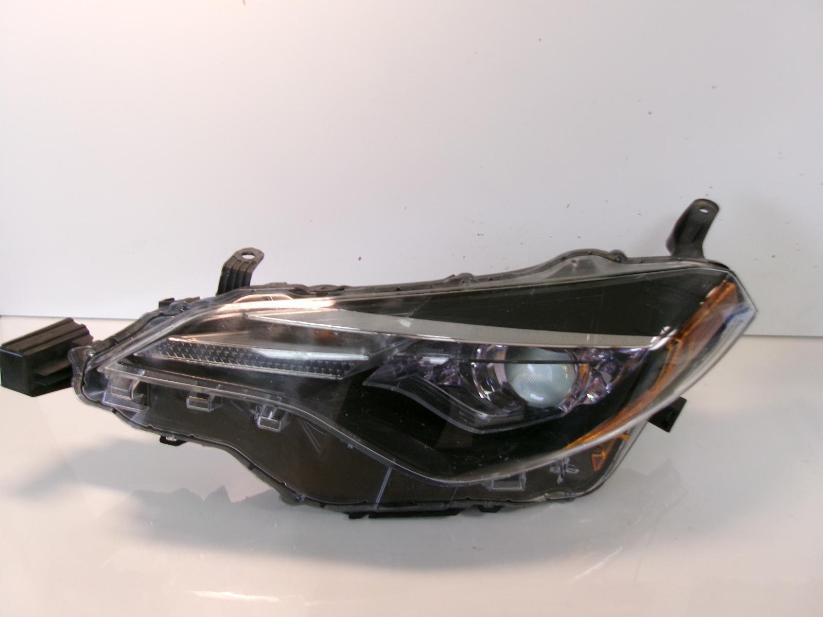 2017 2018 Toyota Corolla Driver Lh Headlight OEM