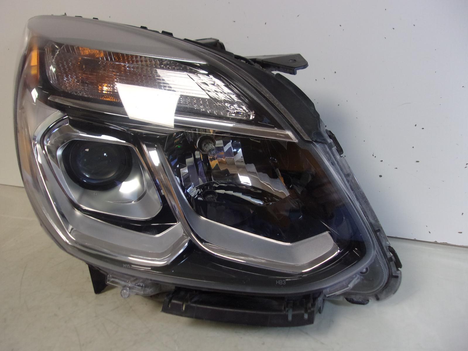 2016 2017 Chevrolet Equinox Passenger Rh Halogen Headlight OEM