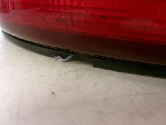 1997 - 2005 Chevrolet Malibu Driver Lh Outer Quarter Panel Tail Light OEM