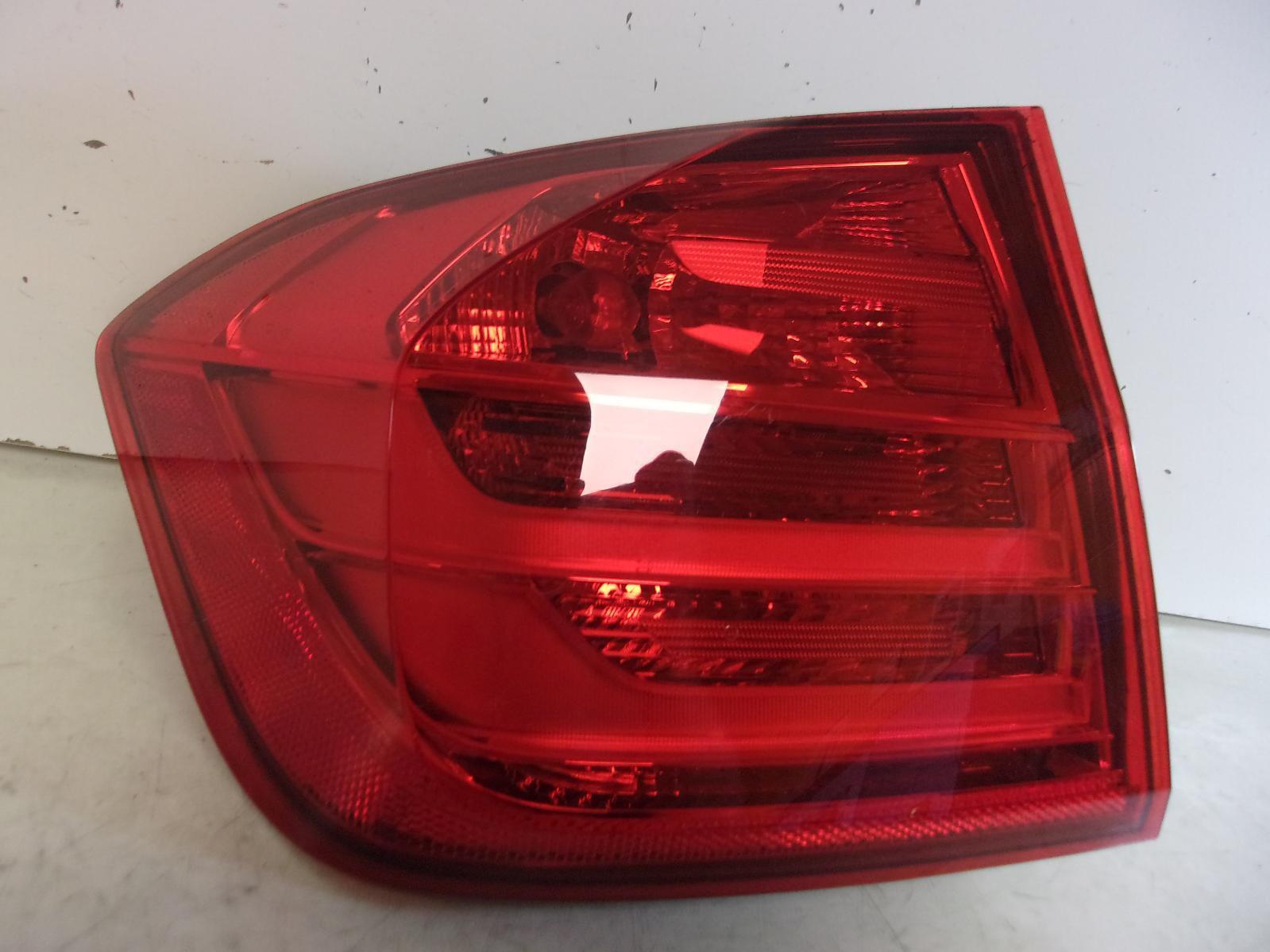 2012 2013 2014 2015 BMW 3-series Sedan Driver LH Quarter Panel Tail Light OEM