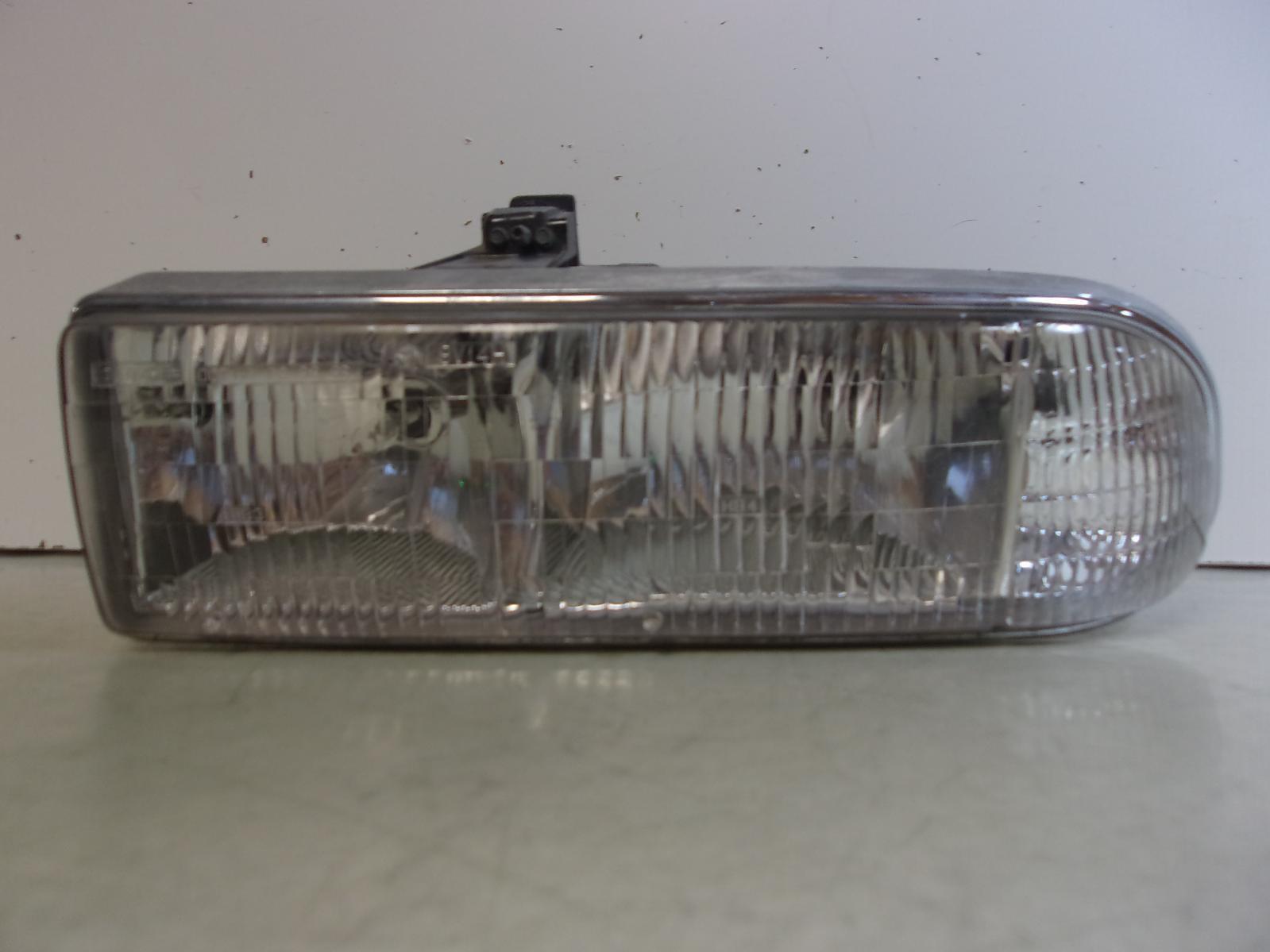 1999 - 2005 Chevrolet S10 Blazer / GMC S15 Jimmy Driver LH Headlight OEM