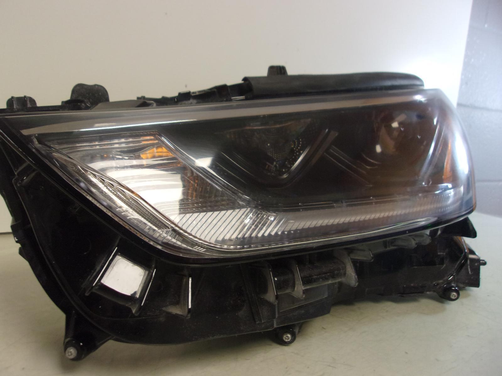 2021 -2023 Toyota Highlander XSE Driver LH LED Projector Headlight w/ DRL OEM