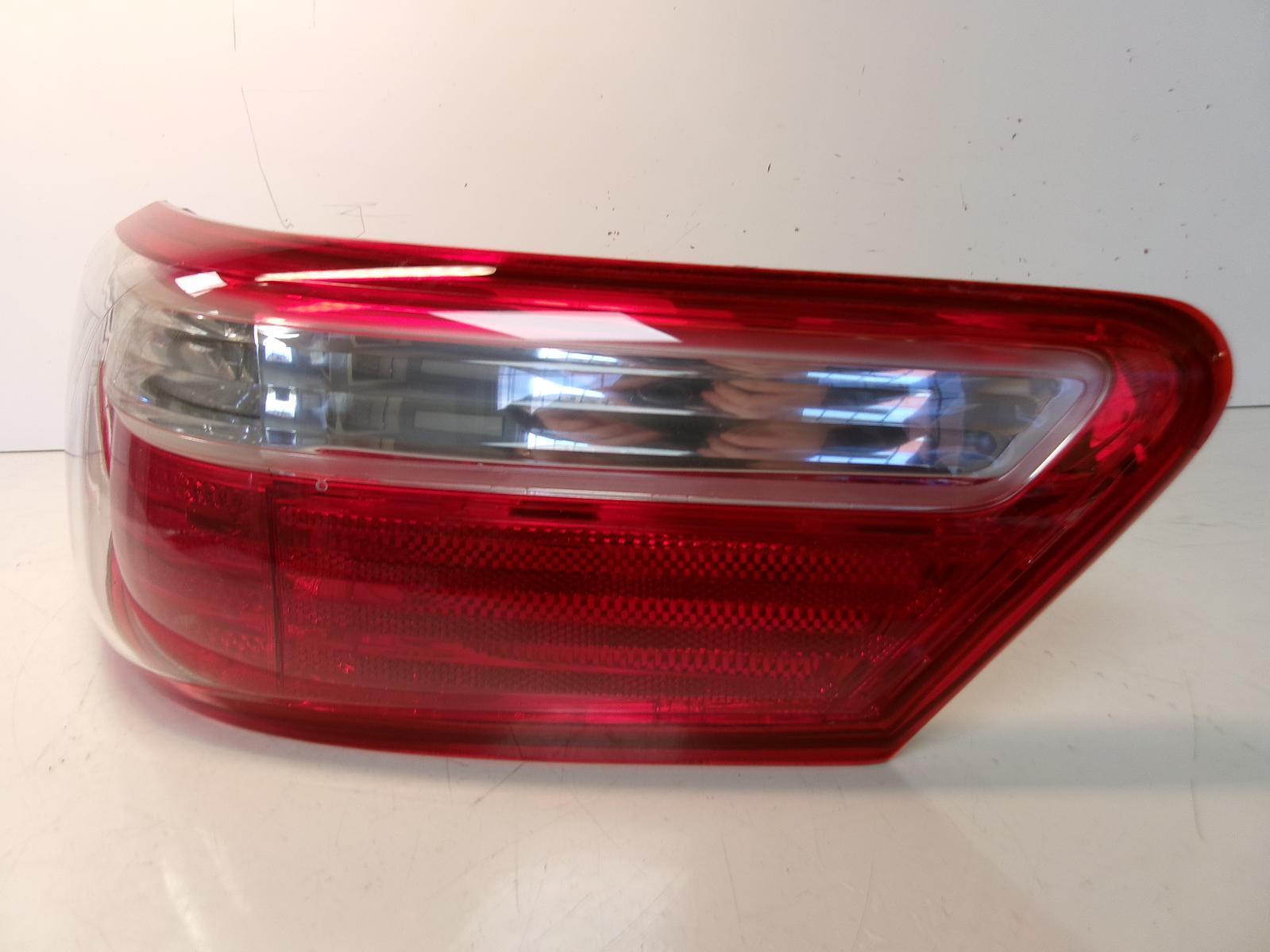 2007 2008 2009 Toyota Camry Passenger Rh Quarter Panel Tail Light OEM