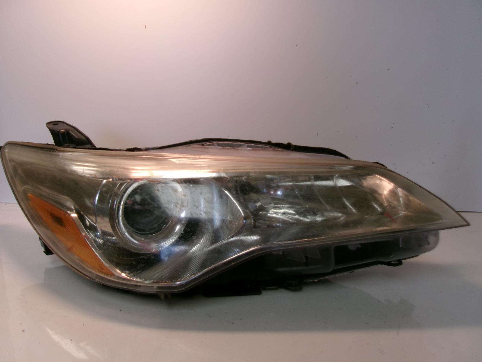 Fits 2015 2016 2017 Toyota Camry Passenger Rh Halogen Headlight - CAPA