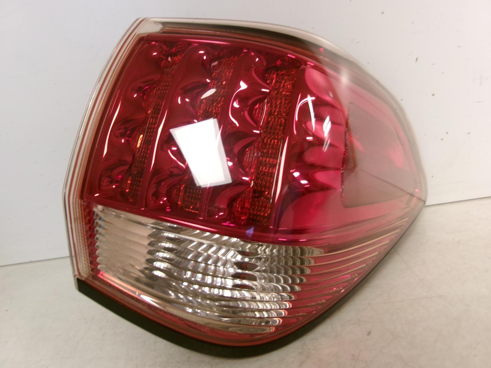 2011 2012 2013 Infiniti QX56 Passenger Rh Led Outer Quarter Panel Tail Light OEM