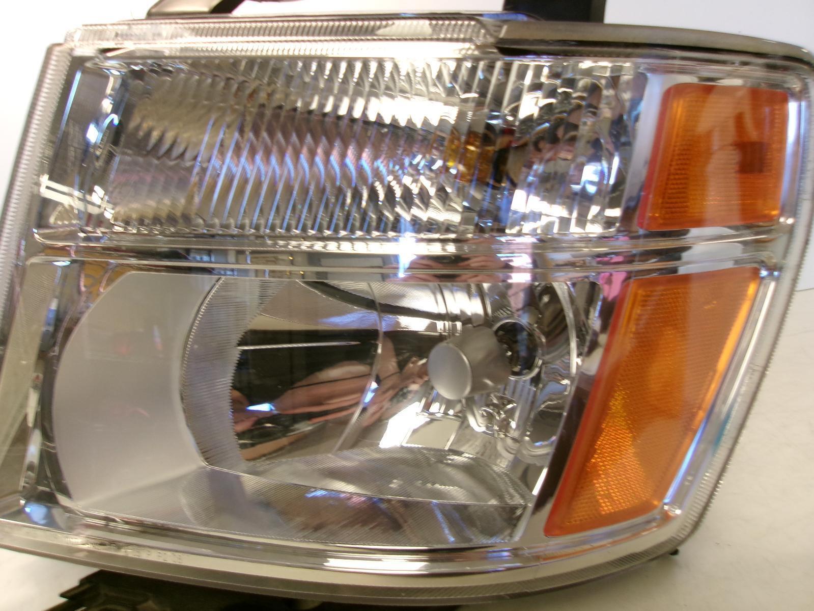 2012 - 2021 Nissan Nv 1500 2500 3500 Driver Lh Halogen Headlight OEM