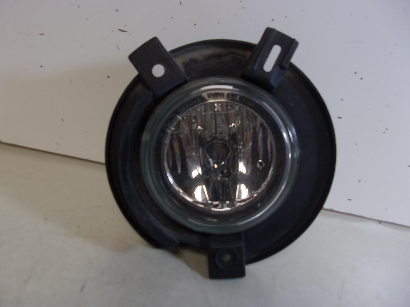 2002 2003 2004 2005 Ford Explorer Passenger RH Fog Light OEM