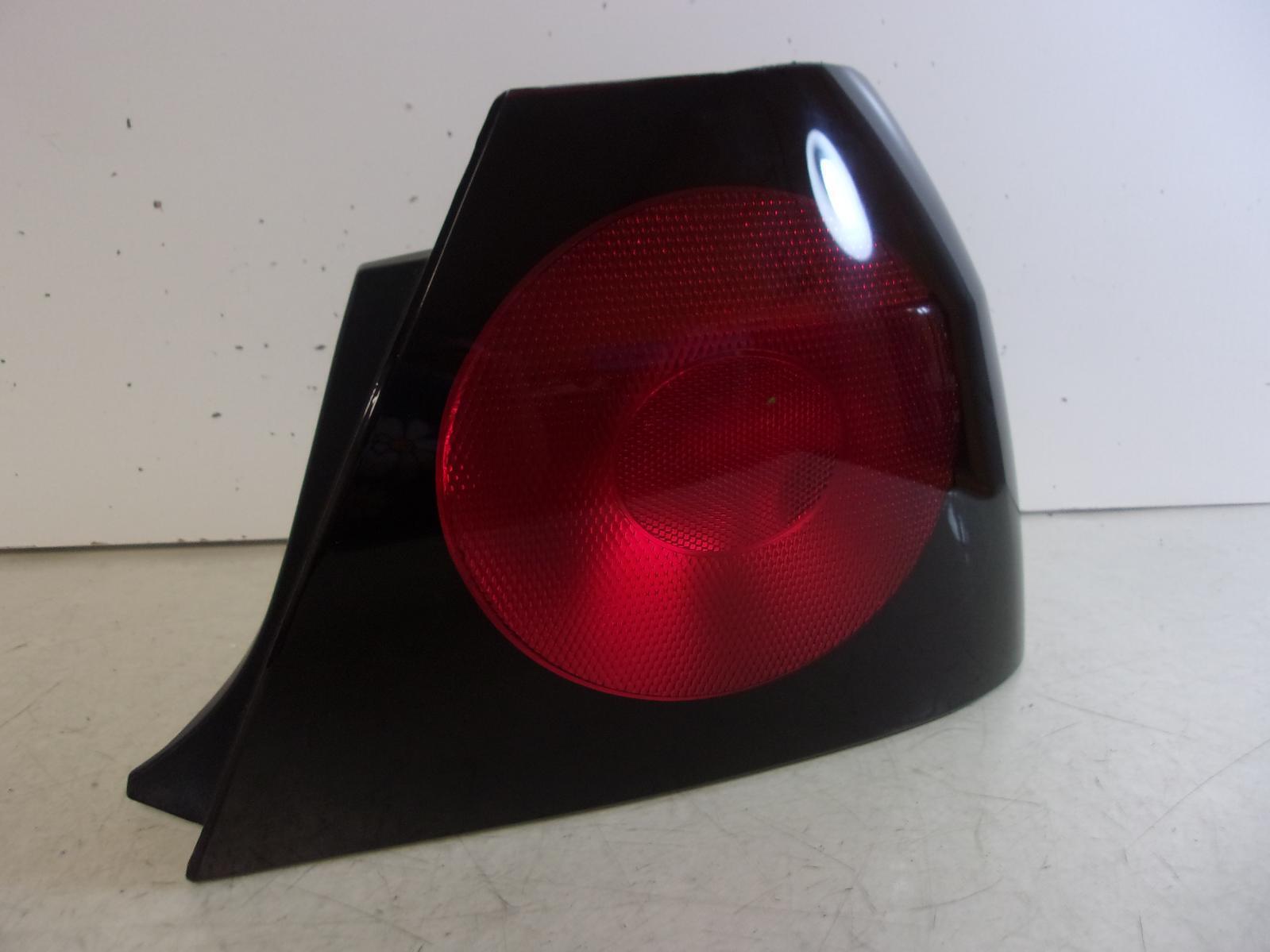 2002 2003 Chevrolet Impala Passenger RH Tail Light OEM - 0