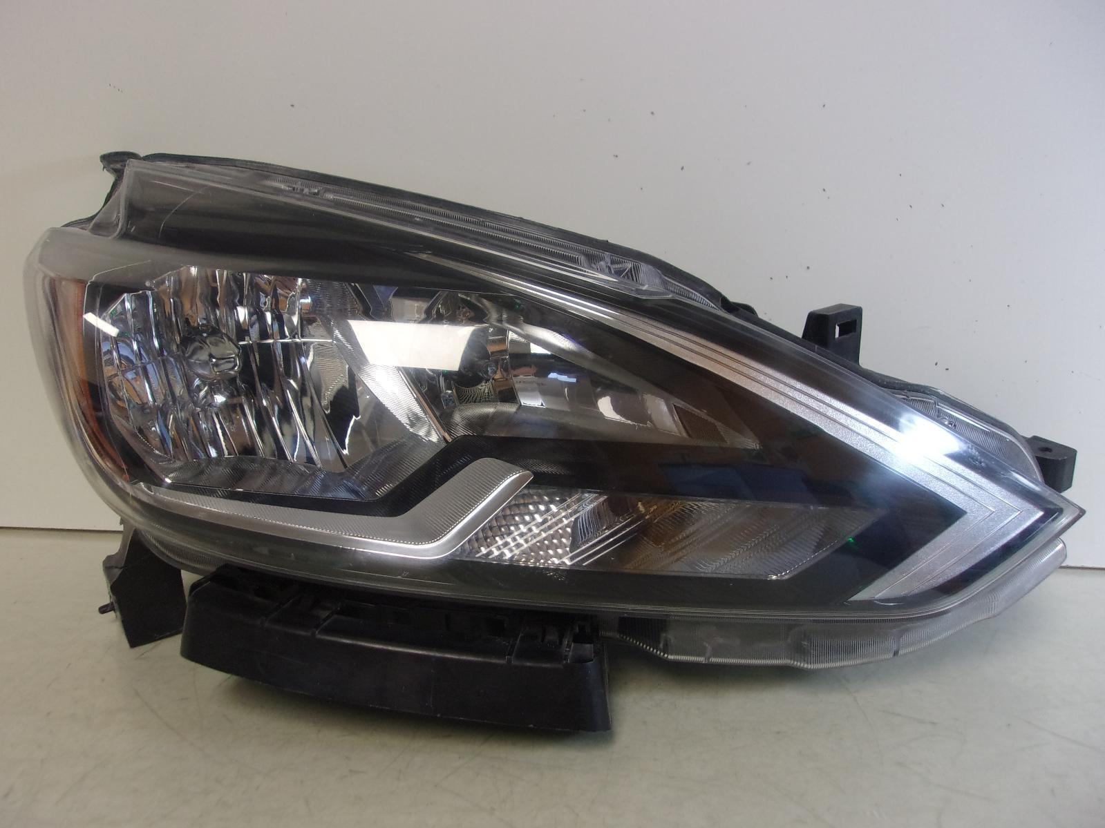 2016 2017 2018 2019 Nissan Sentra Passenger Rh Halogen Headlight OEM