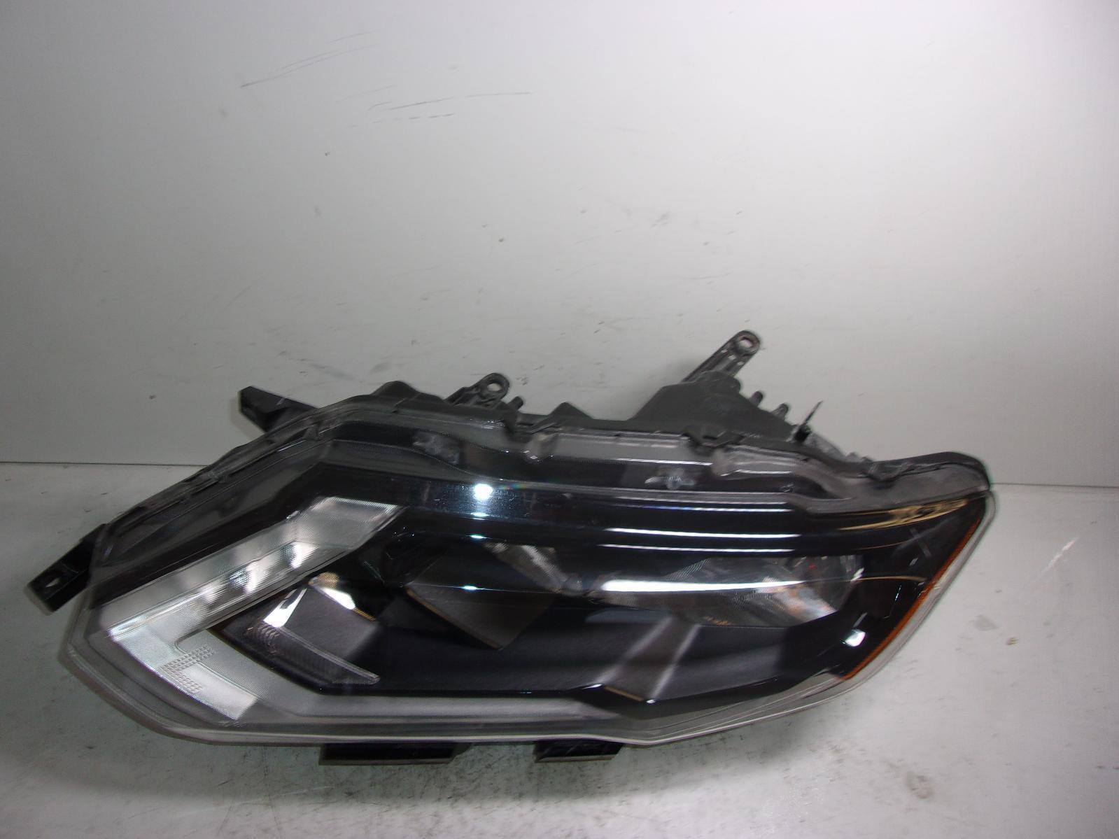 2018 2019 2020 Nissan Rogue Lh Driver Halogen  Headlight OEM C11L